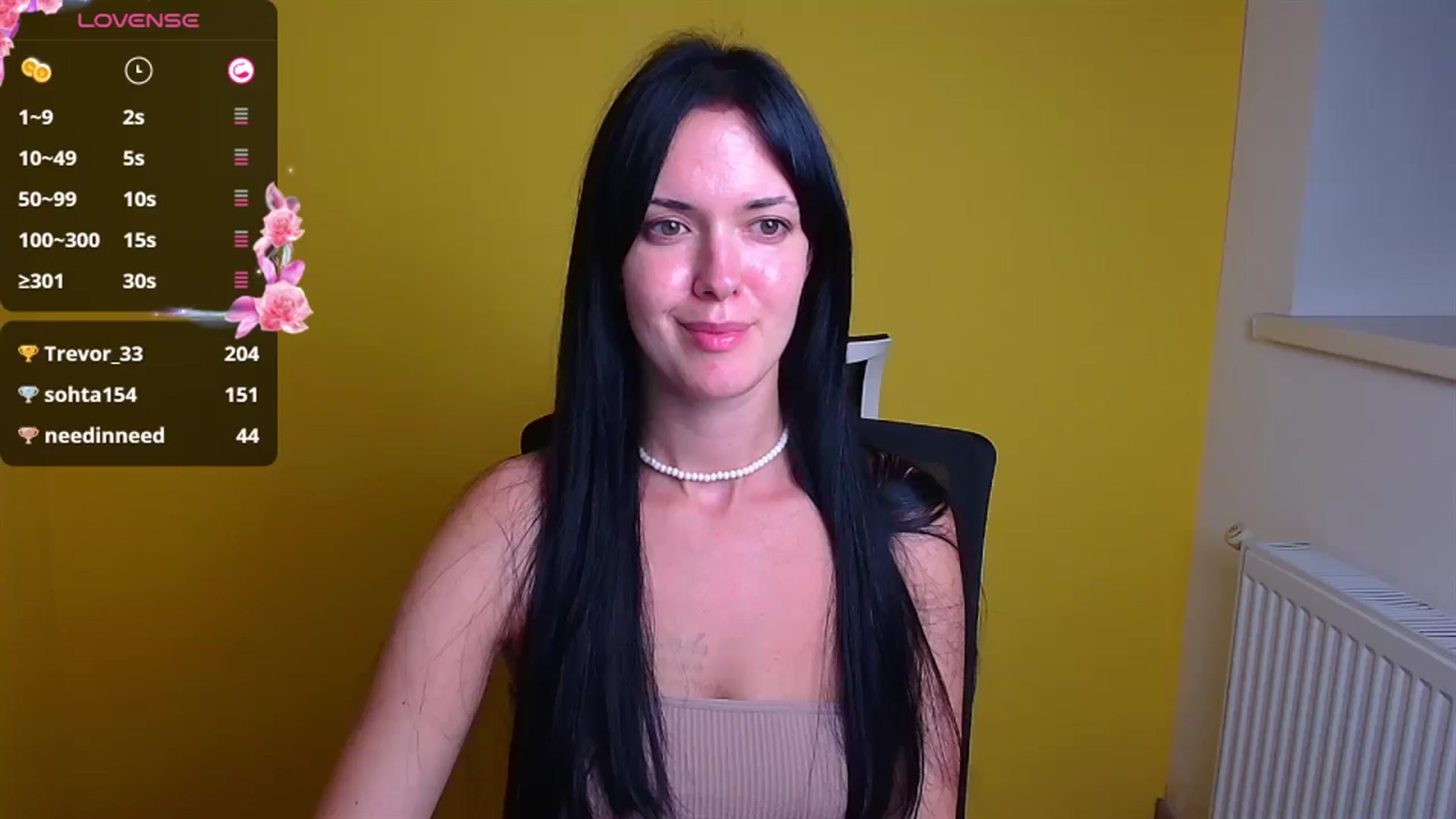 Gallery image thumbnail from Black_Red's myfreecams stream on, 09/14/2024, 14:22 image 5 of 20