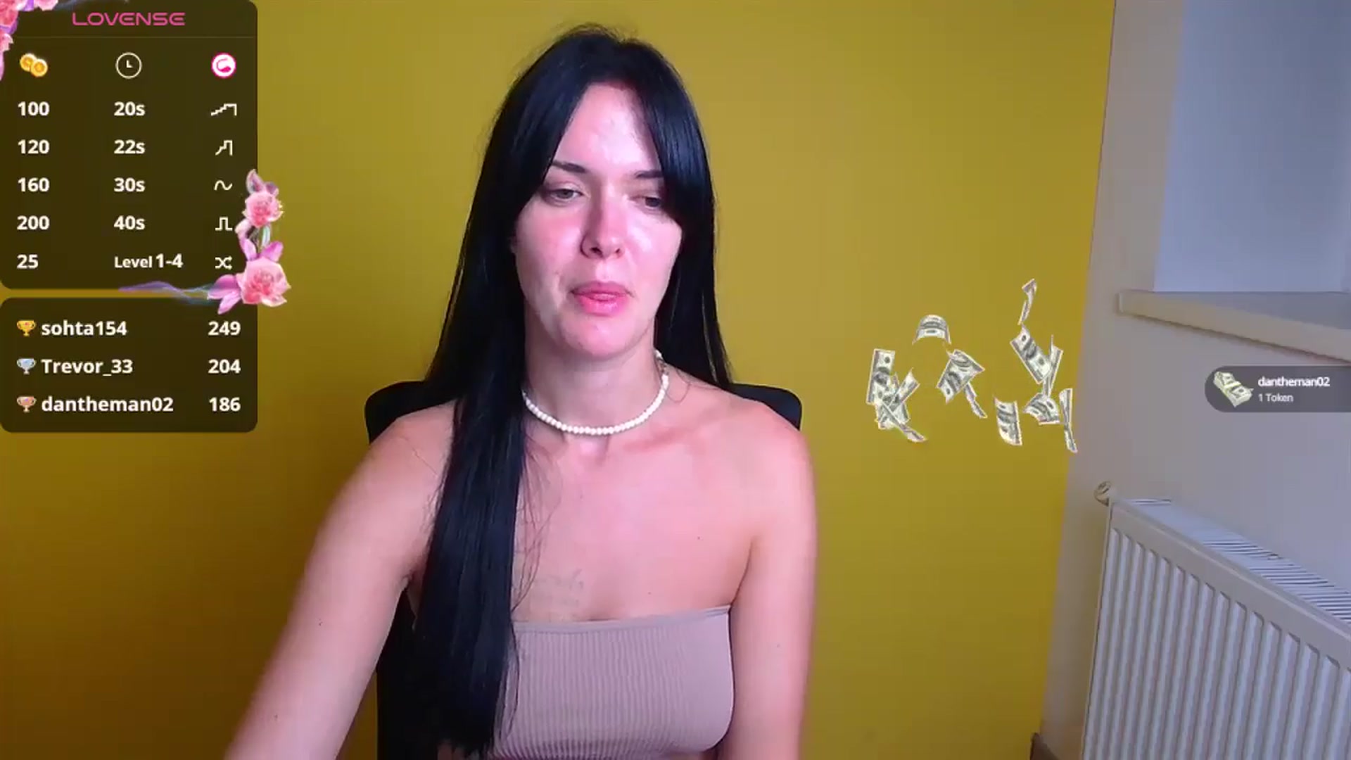 Gallery image thumbnail from Black_Red's myfreecams stream on, 09/14/2024, 14:22 image 15 of 20
