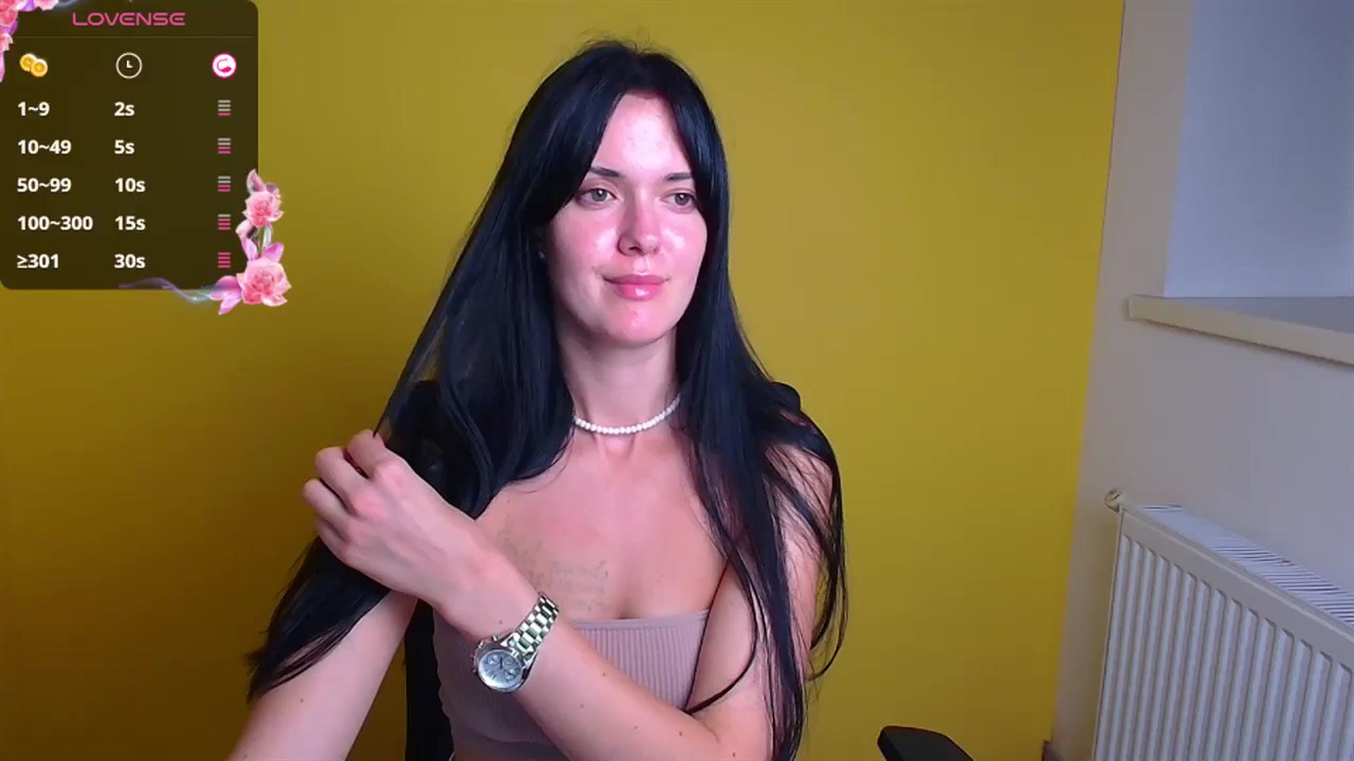 Gallery image thumbnail from Black_Red's myfreecams stream on, 09/14/2024, 14:47 image 16 of 20