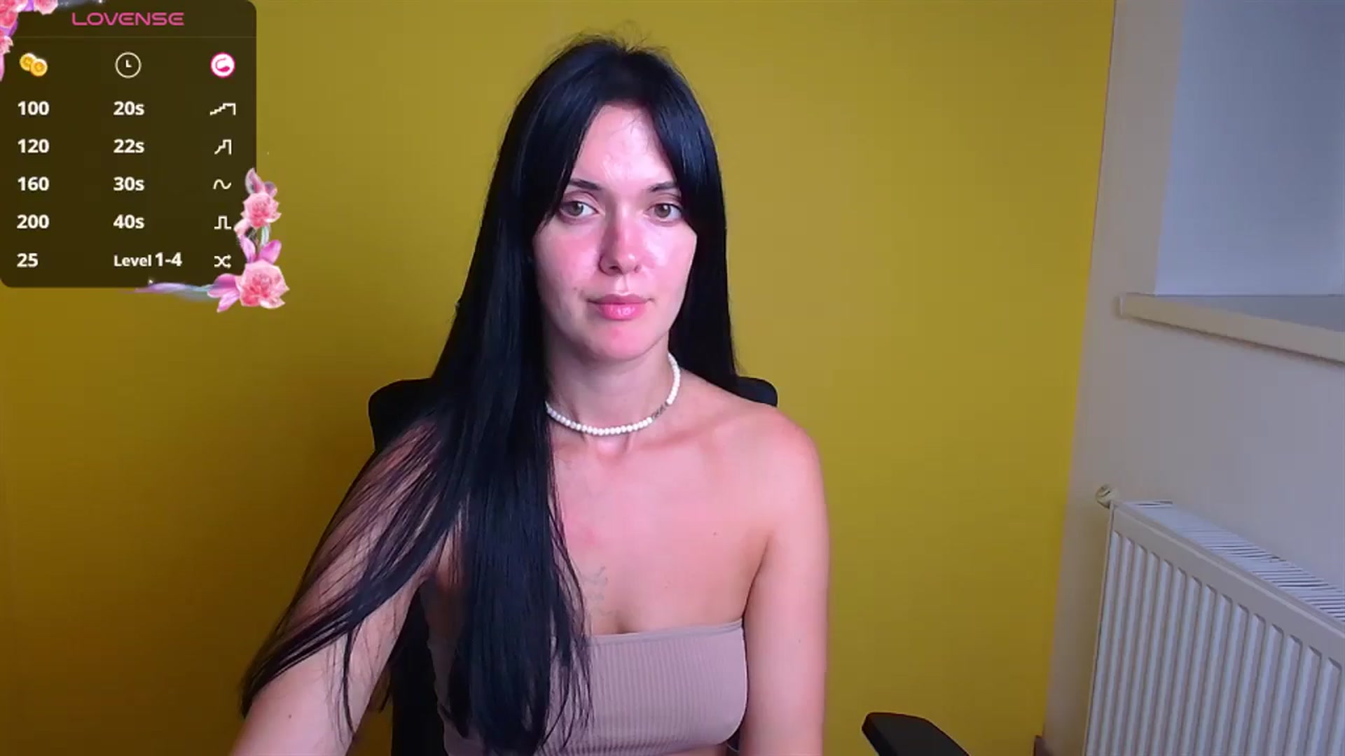 Gallery image thumbnail from Black_Red's myfreecams stream on, 09/14/2024, 14:47 image 11 of 20