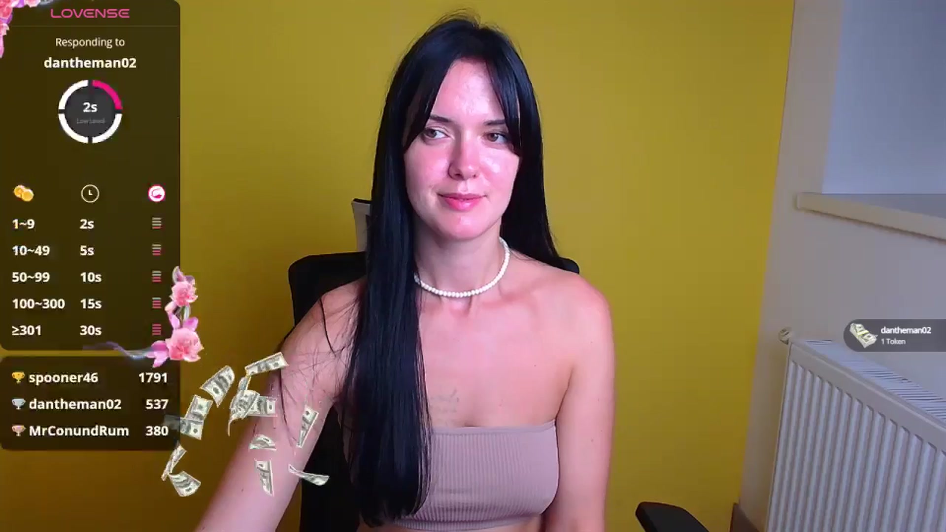 Gallery image thumbnail from Black_Red's myfreecams stream on, 09/14/2024, 17:02 image 16 of 20