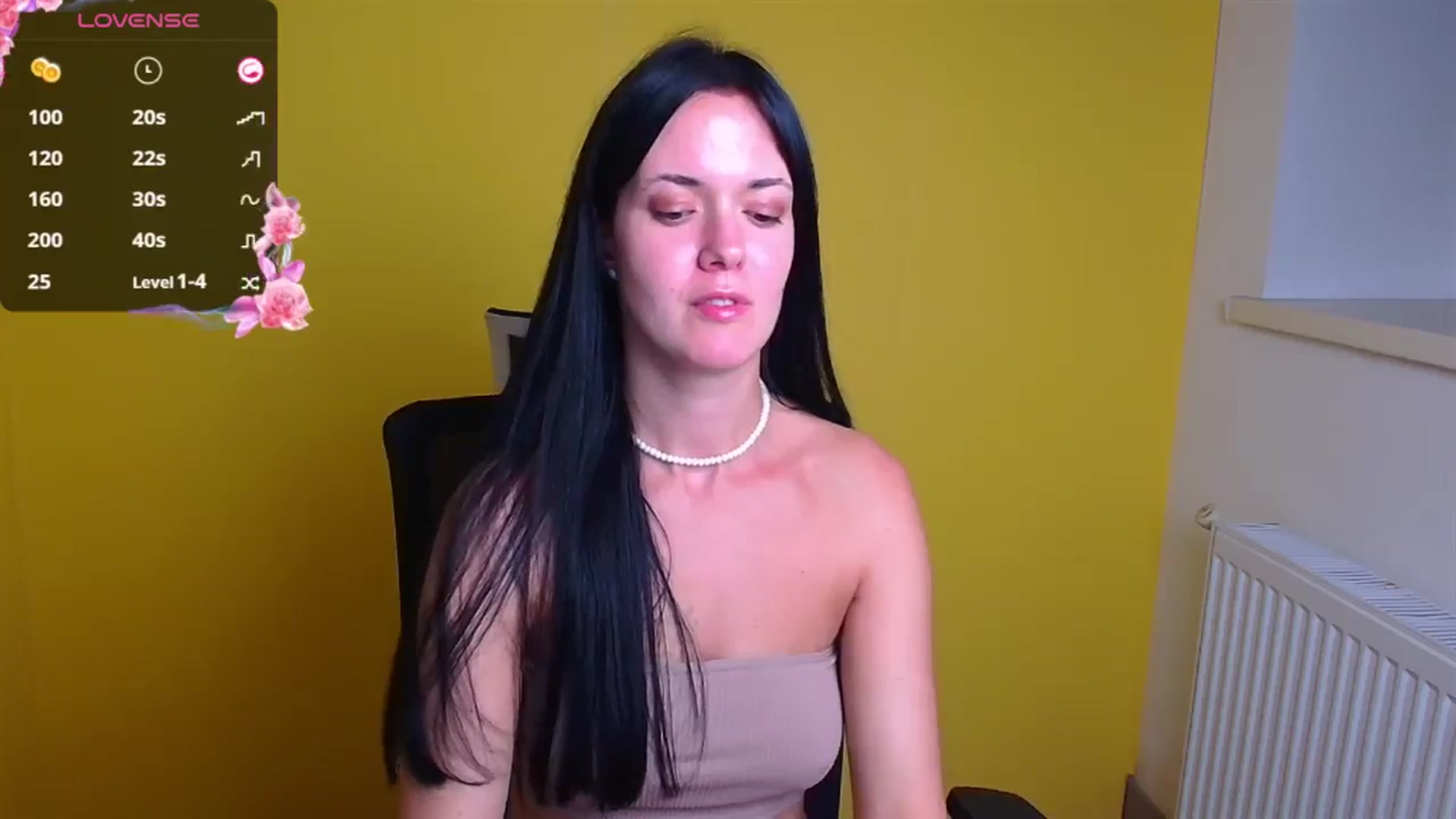 Gallery image thumbnail from Black_Red's myfreecams stream on, 09/14/2024, 17:02 image 7 of 20