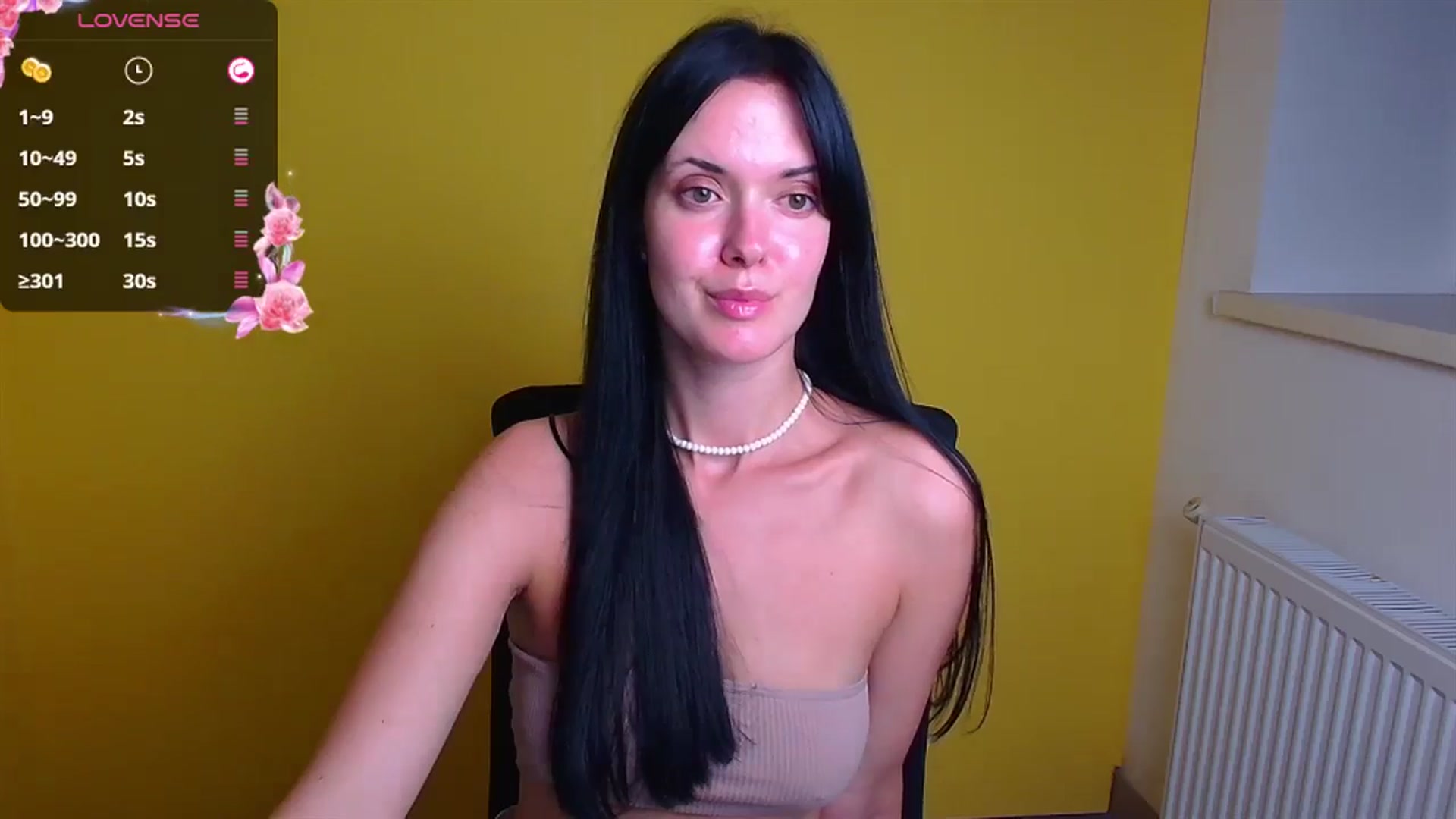 Gallery image thumbnail from Black_Red's myfreecams stream on, 09/14/2024, 17:41 image 8 of 20