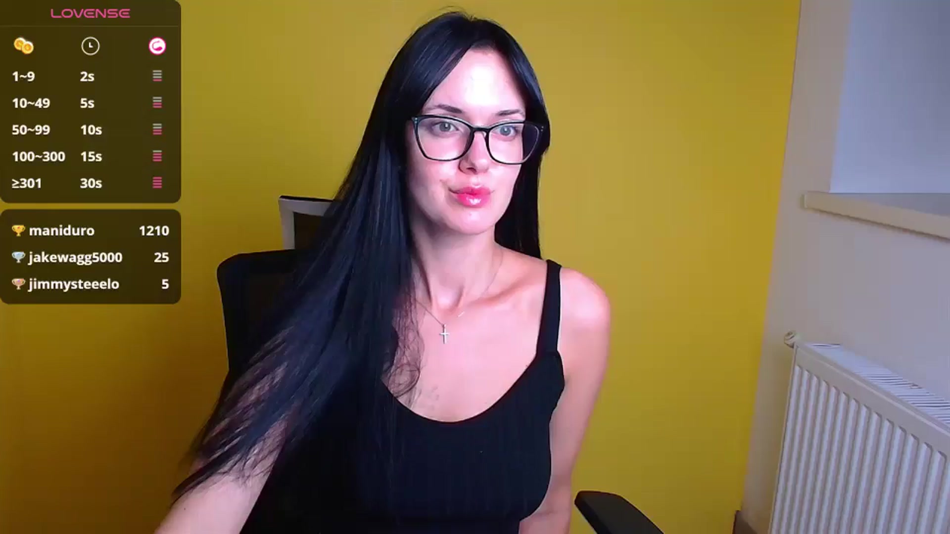 Gallery image thumbnail from Black_Red's myfreecams stream on, 09/15/2024, 15:49 image 1 of 20