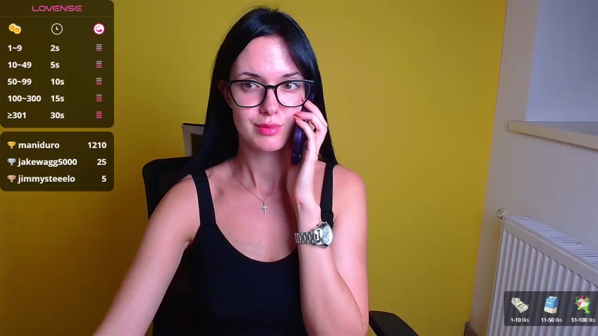 Gallery image thumbnail from Black_Red's myfreecams stream on, 09/15/2024, 15:49 image 4 of 20
