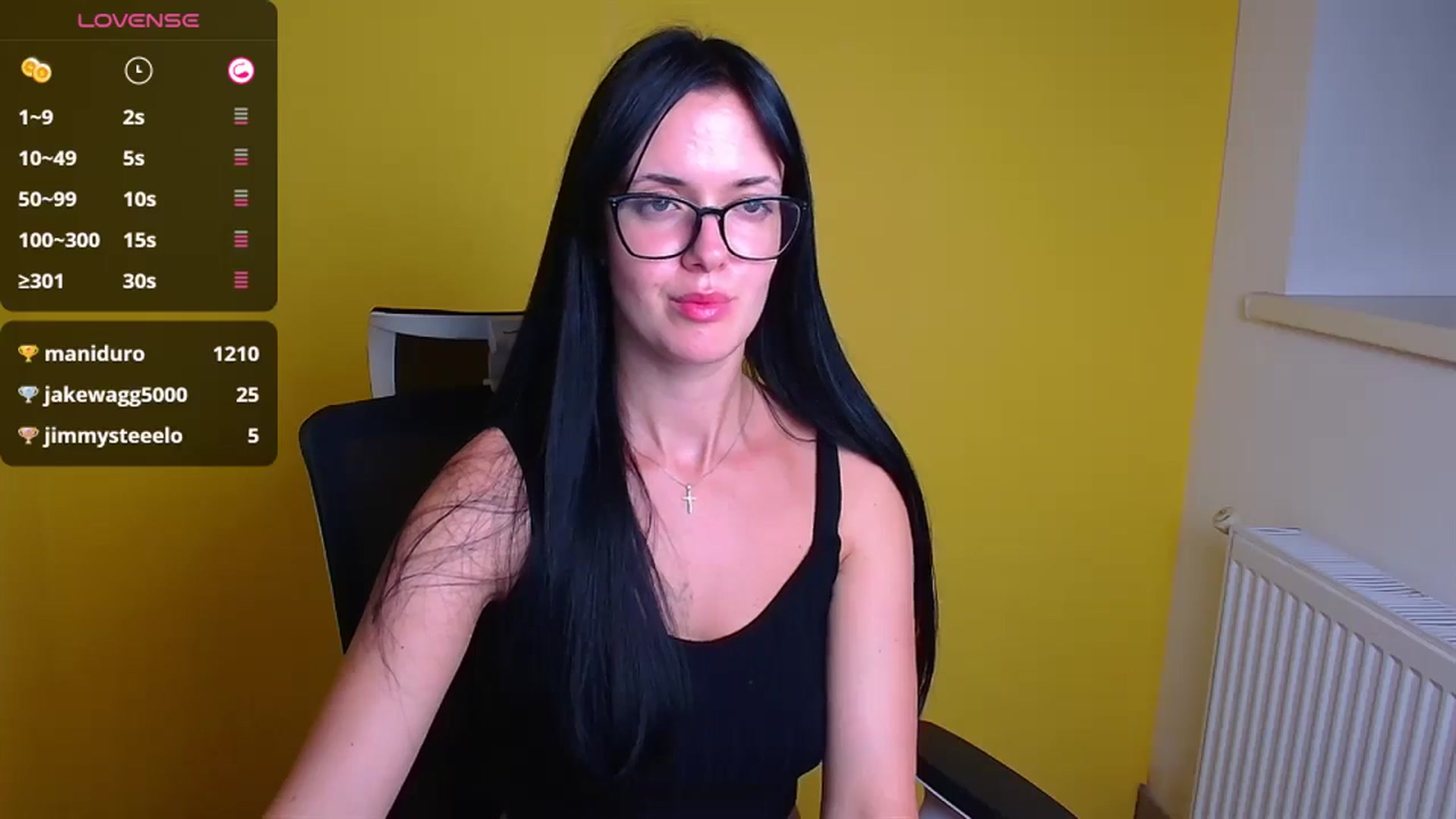 Gallery image thumbnail from Black_Red's myfreecams stream on, 09/15/2024, 15:49 image 14 of 20