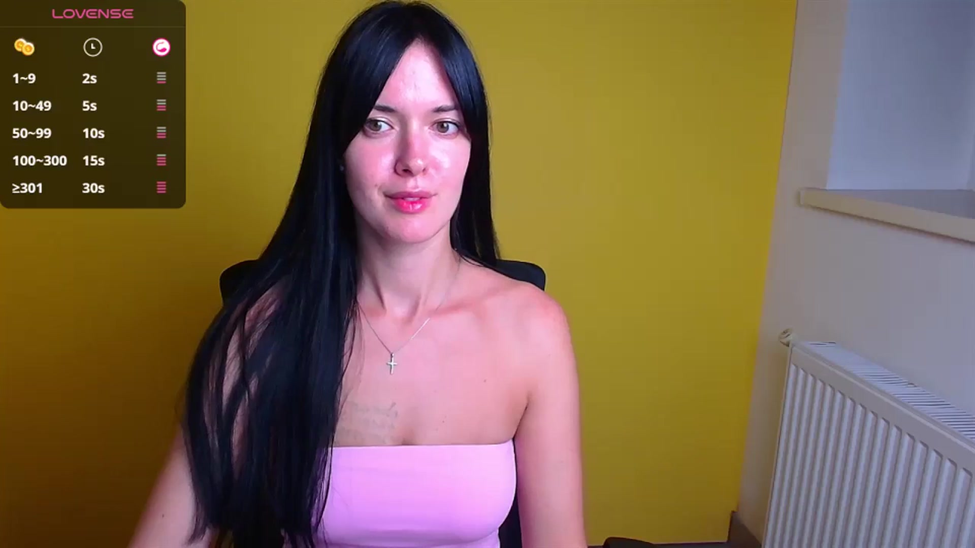 Gallery image thumbnail from Black_Red's myfreecams stream on, 09/16/2024, 17:48 image 7 of 20