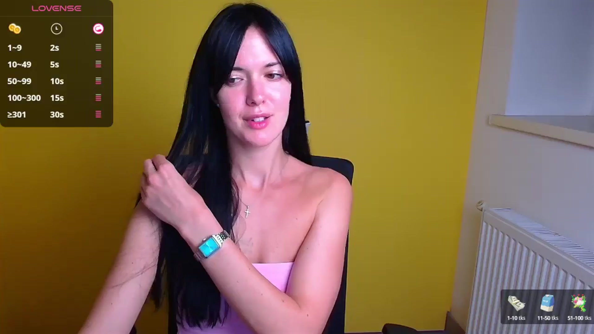 Gallery image thumbnail from Black_Red's myfreecams stream on, 09/16/2024, 17:48 image 16 of 20