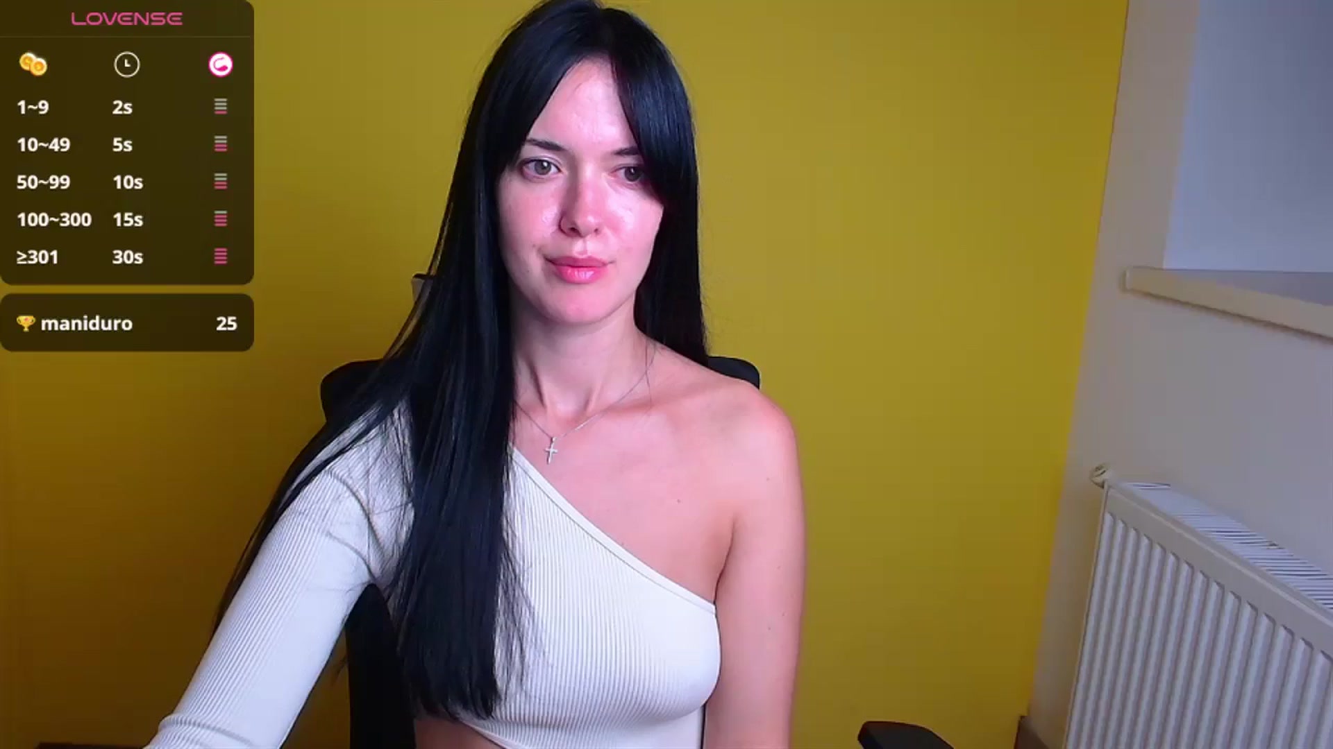 Gallery image thumbnail from Black_Red's myfreecams stream on, 09/20/2024, 14:39 image 3 of 20