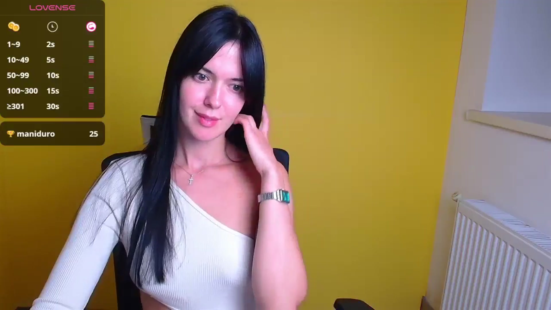 Gallery image thumbnail from Black_Red's myfreecams stream on, 09/20/2024, 14:39 image 16 of 20