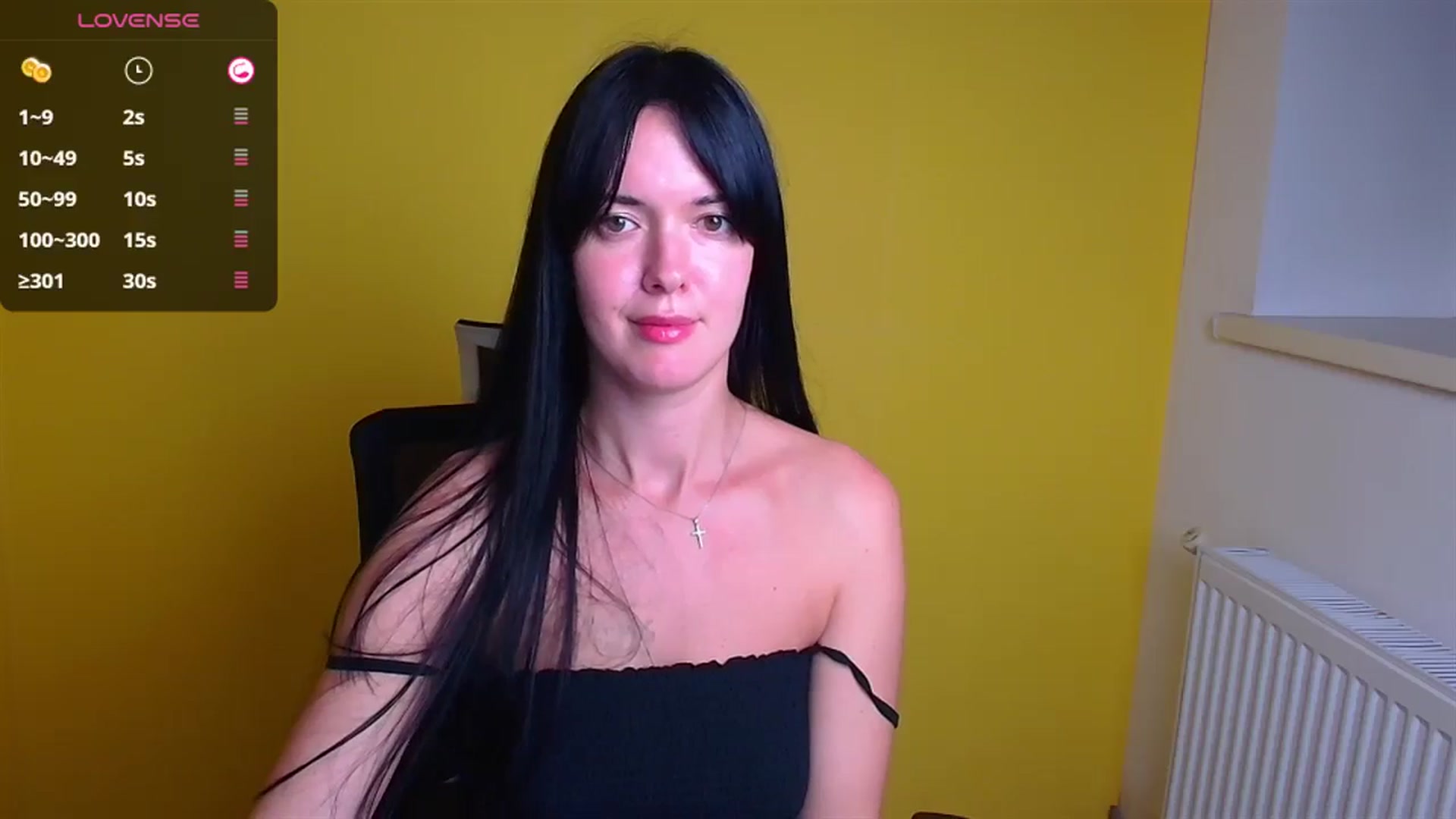 Gallery image thumbnail from Black_Red's myfreecams stream on, 09/21/2024, 10:32 image 13 of 20