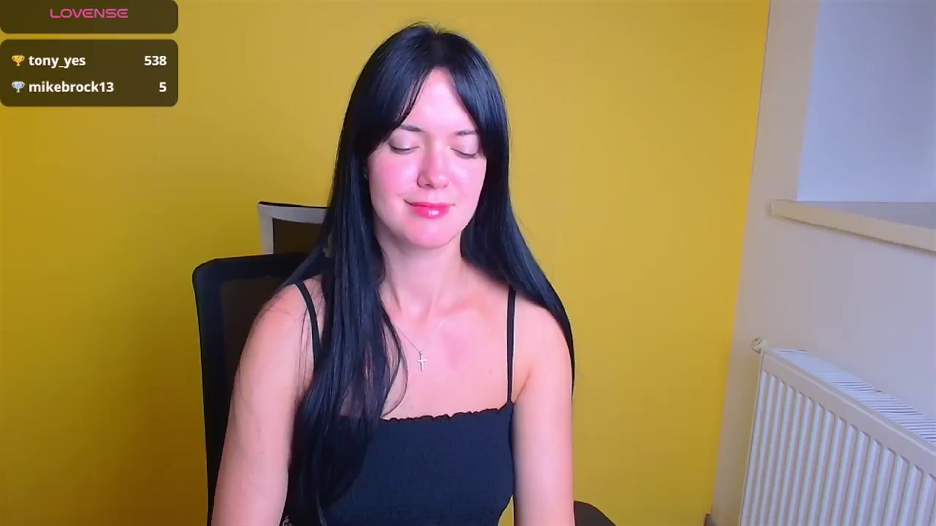 Gallery image thumbnail from Black_Red's myfreecams stream on, 09/21/2024, 10:32 image 3 of 20