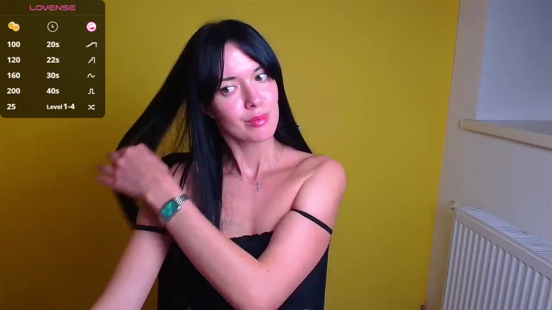 Gallery image thumbnail from Black_Red's myfreecams stream on, 09/21/2024, 10:32 image 15 of 20