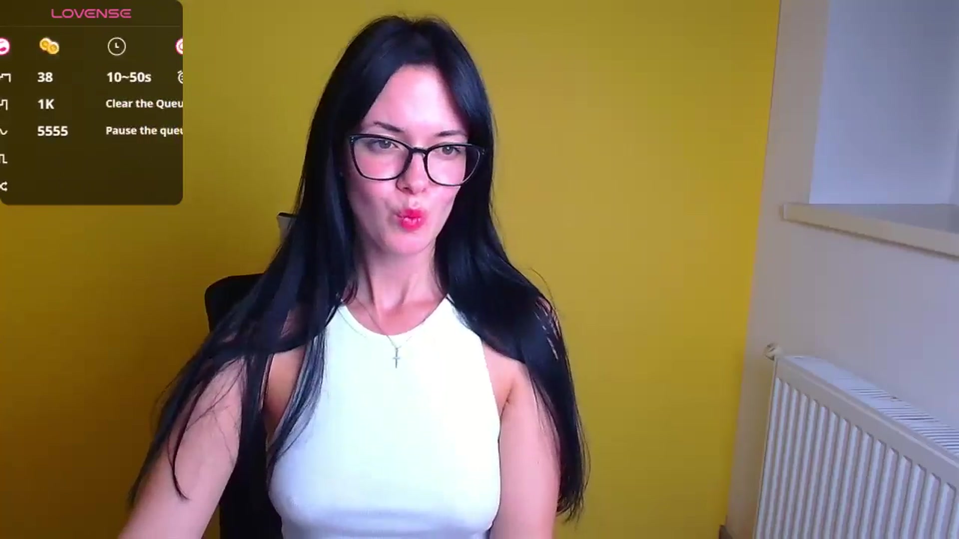 Gallery image thumbnail from Black_Red's myfreecams stream on, 09/22/2024, 12:18 image 3 of 20