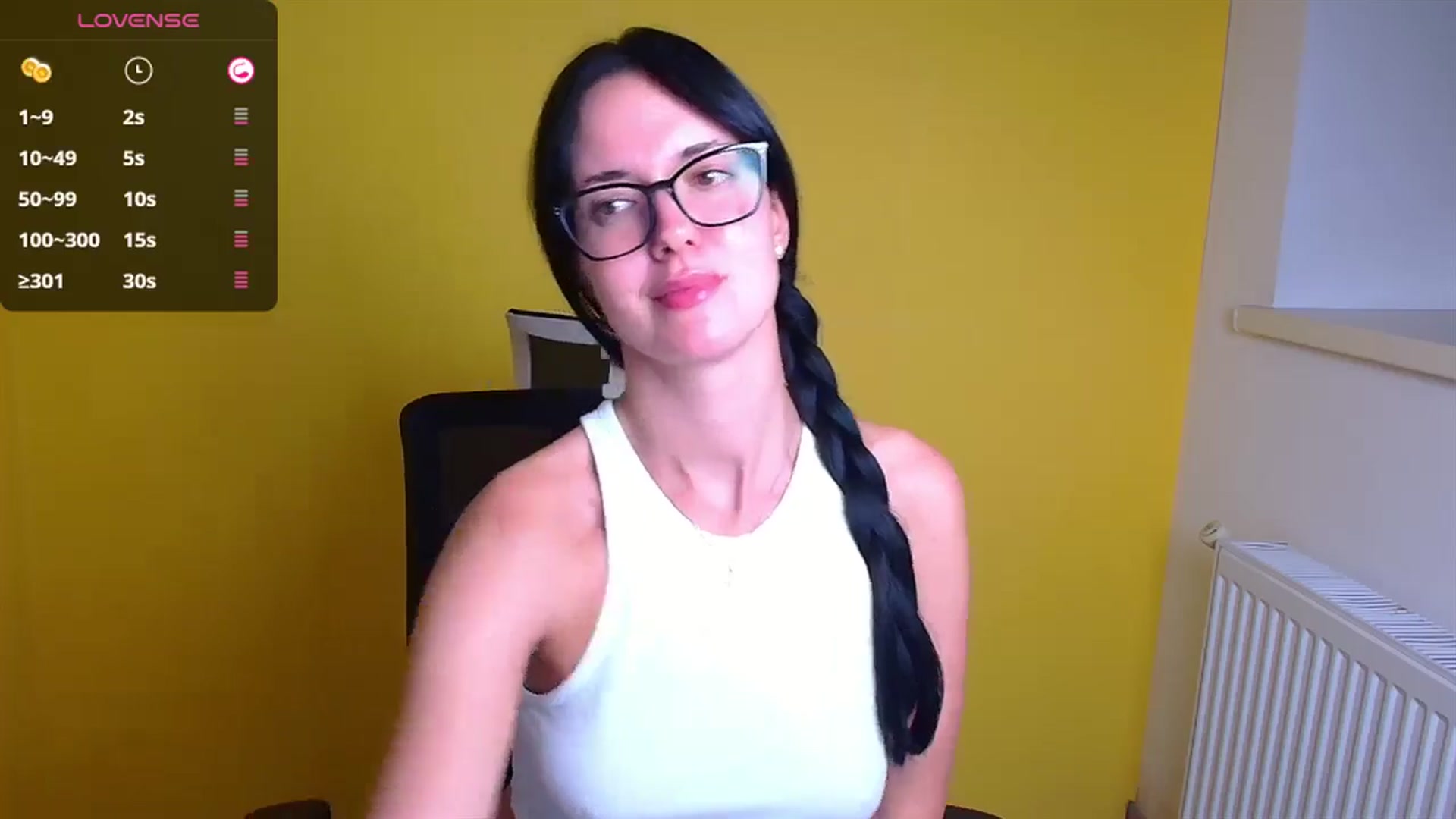 Gallery image thumbnail from Black_Red's myfreecams stream on, 09/22/2024, 14:37 image 14 of 20