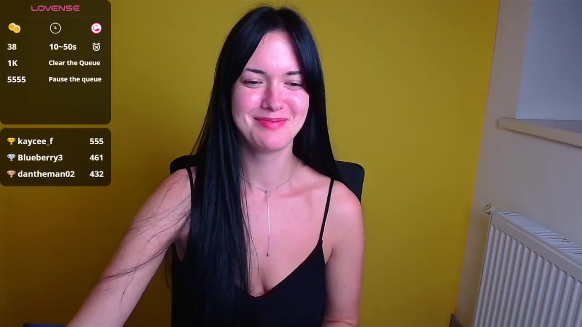 Gallery image thumbnail from Black_Red's myfreecams stream on, 09/27/2024, 16:32 image 9 of 20