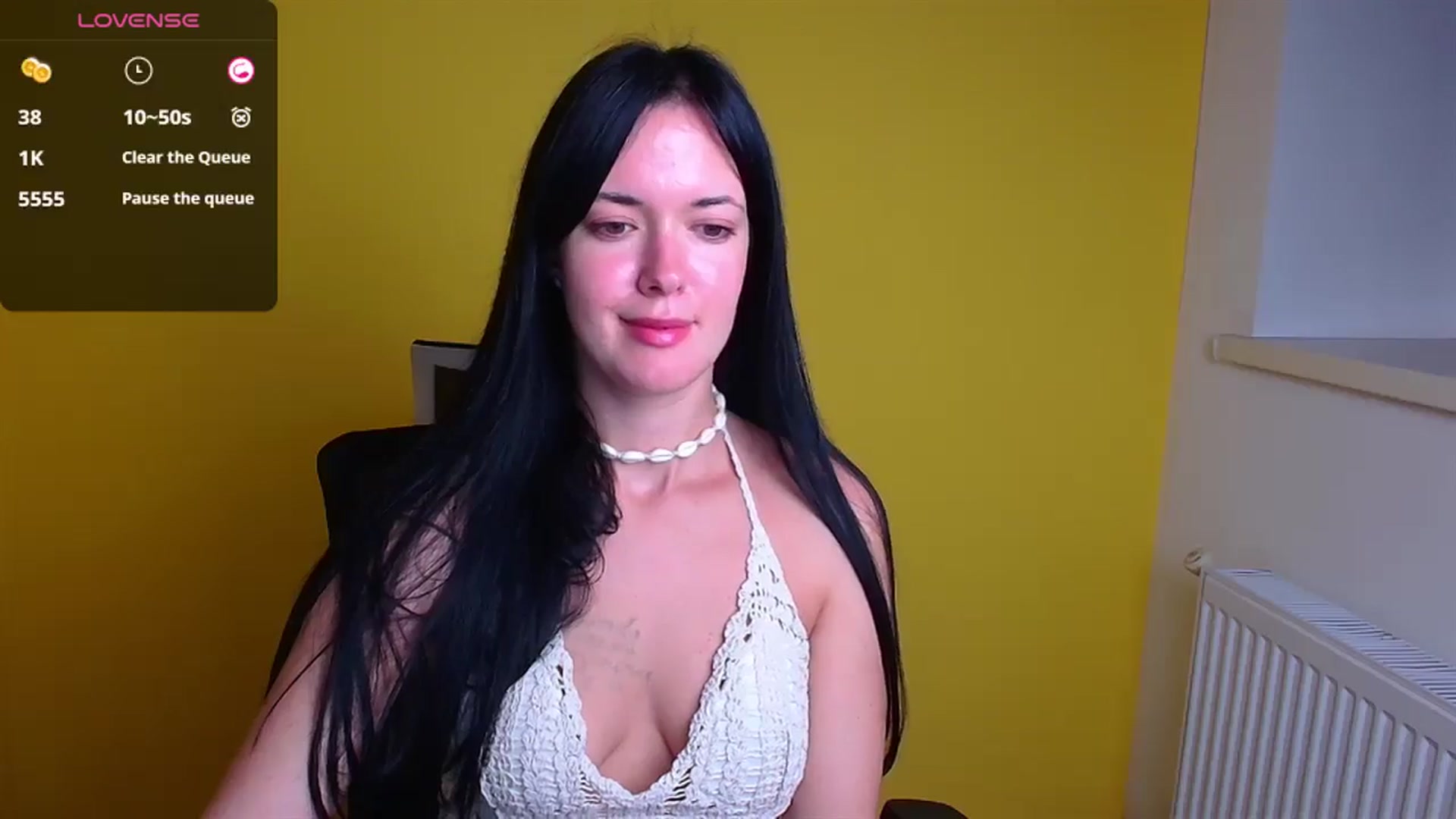 Gallery image thumbnail from Black_Red's myfreecams stream on, 09/28/2024, 08:02 image 4 of 20