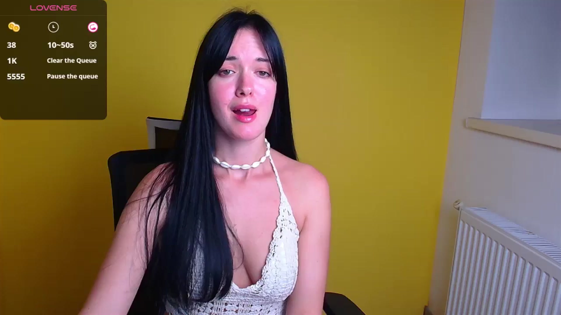 Gallery image thumbnail from Black_Red's myfreecams stream on, 09/28/2024, 09:18 image 10 of 20