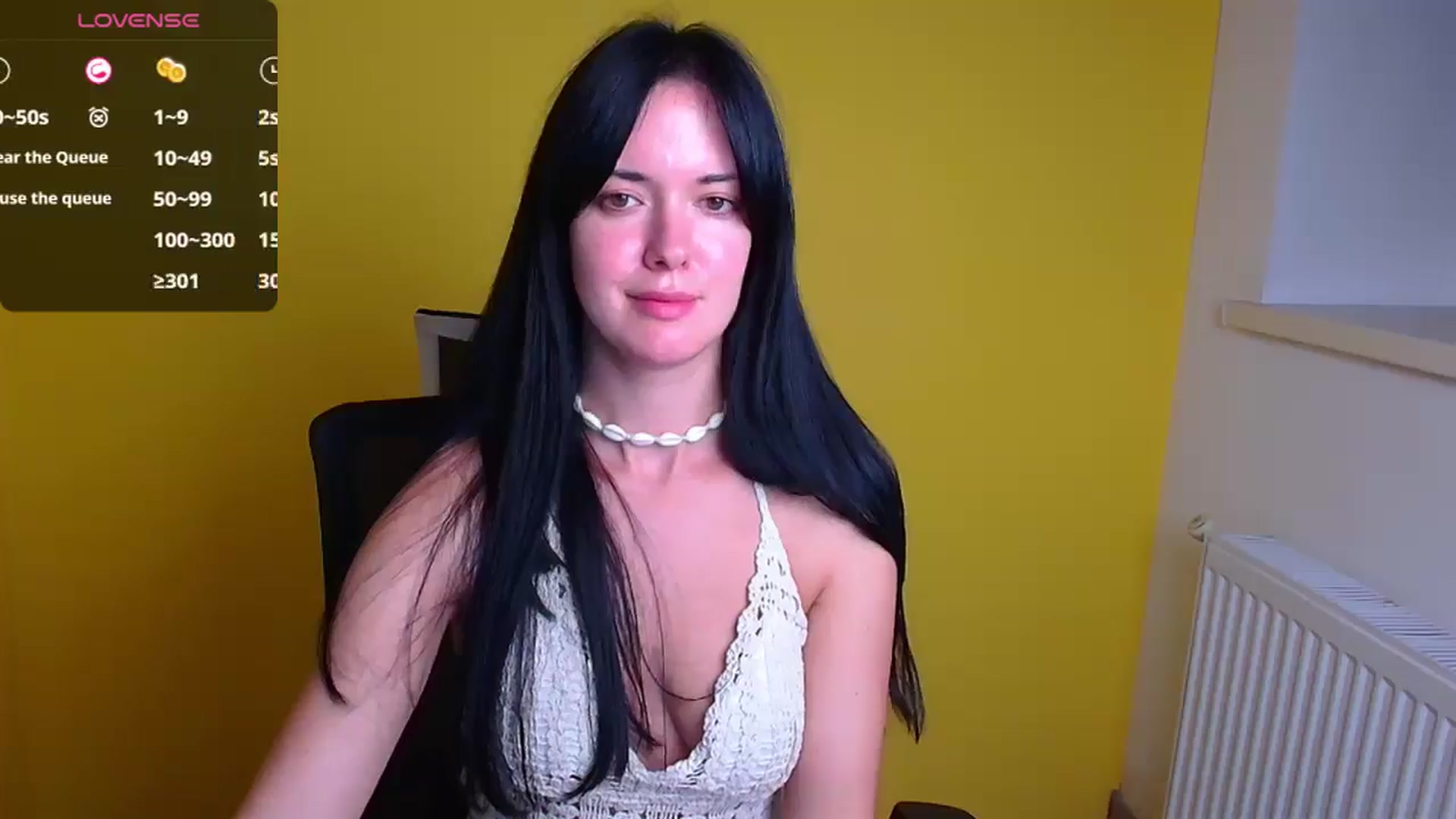 Gallery image thumbnail from Black_Red's myfreecams stream on, 09/28/2024, 10:40 image 12 of 20