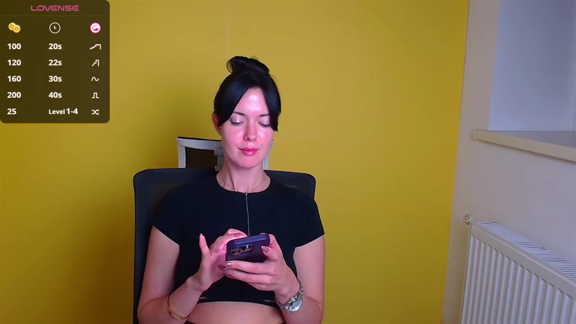 Gallery image thumbnail from Black_Red's myfreecams stream on, 09/29/2024, 10:08 image 17 of 20