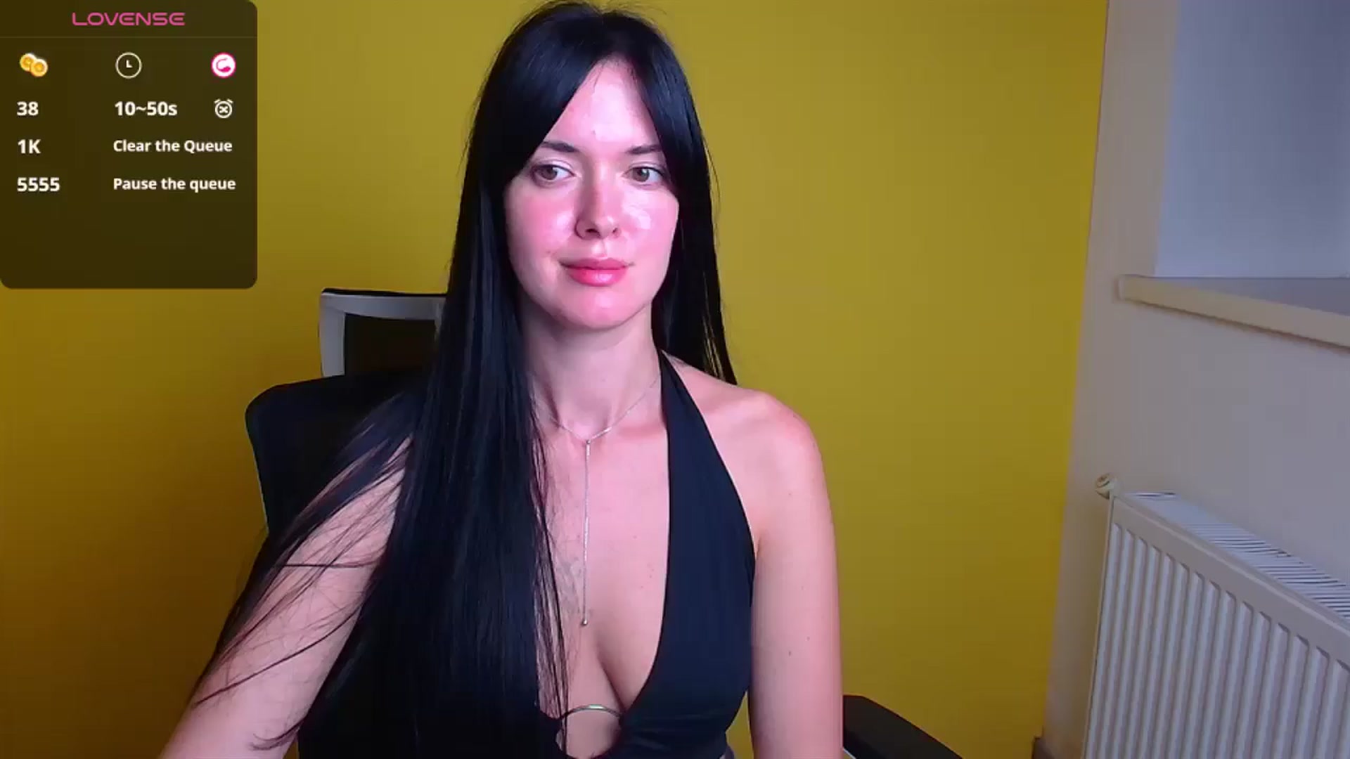 Gallery image thumbnail from Black_Red's myfreecams stream on, 09/30/2024, 08:45 image 17 of 20
