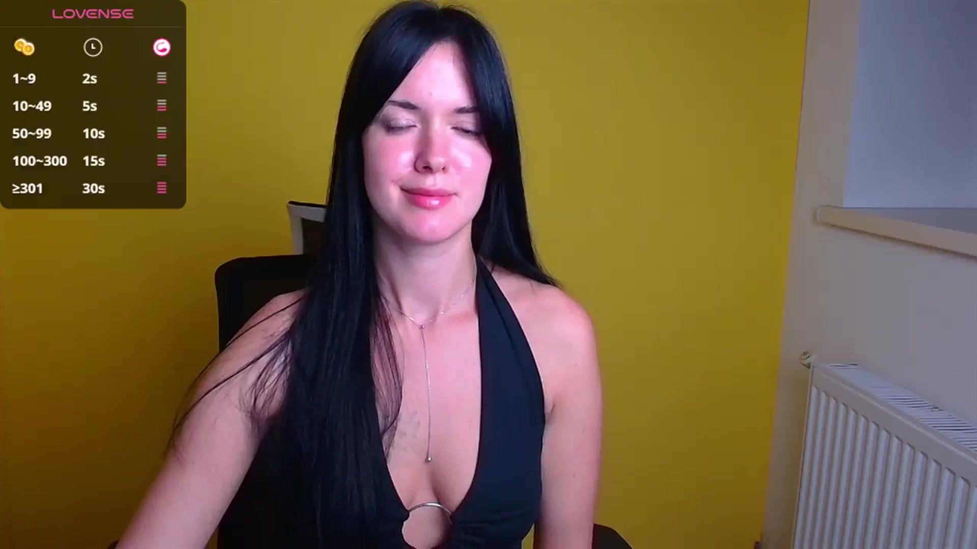 Gallery image thumbnail from Black_Red's myfreecams stream on, 09/30/2024, 09:49 image 8 of 20