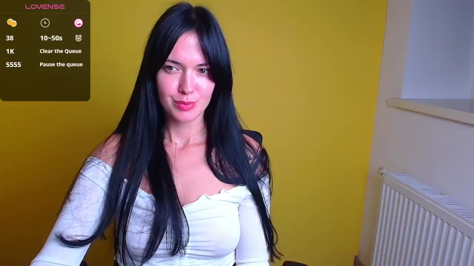 Gallery image thumbnail from Black_Red's myfreecams stream on, 10/04/2024, 13:45 image 18 of 20
