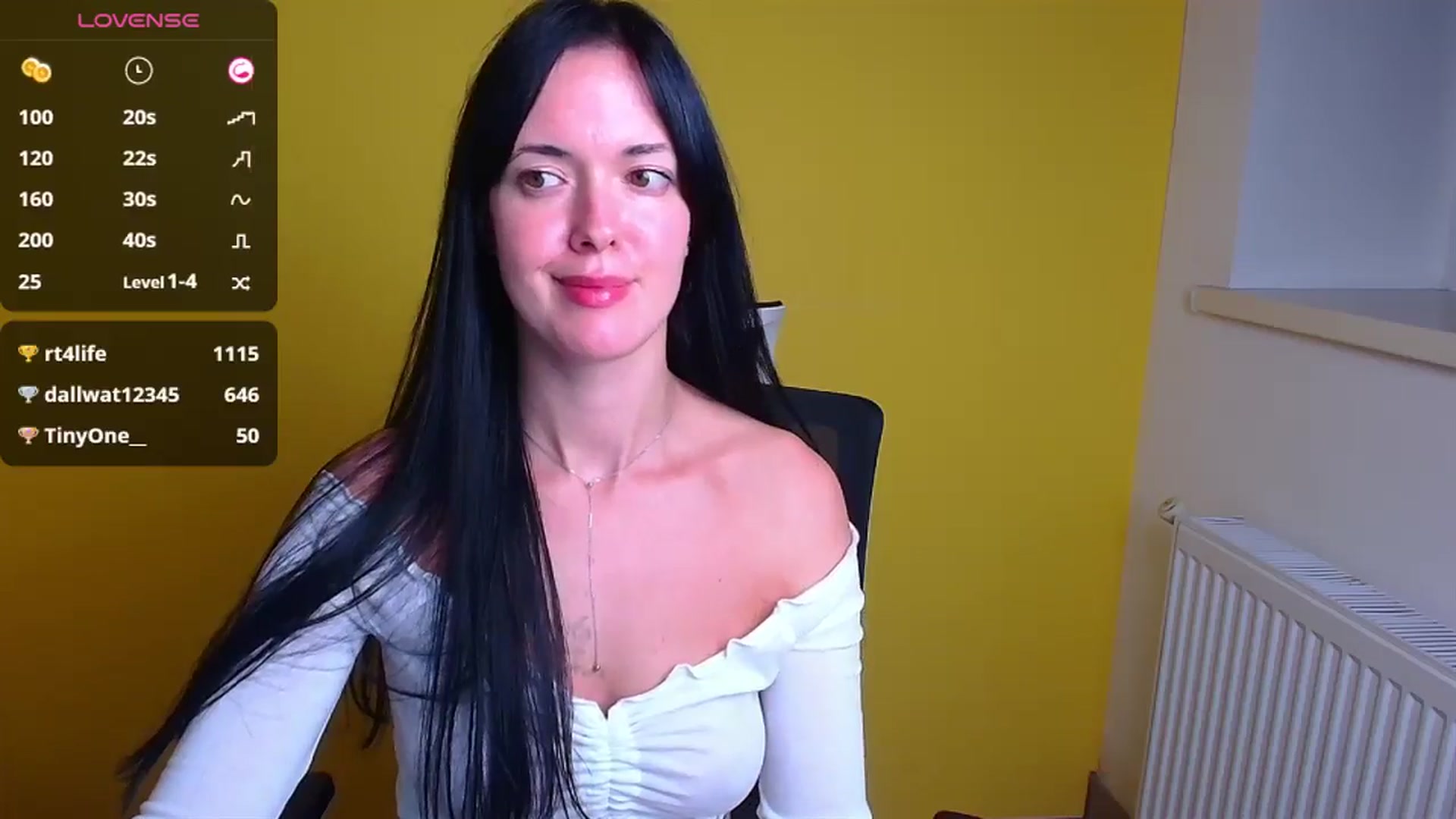Gallery image thumbnail from Black_Red's myfreecams stream on, 10/05/2024, 10:29 image 15 of 20
