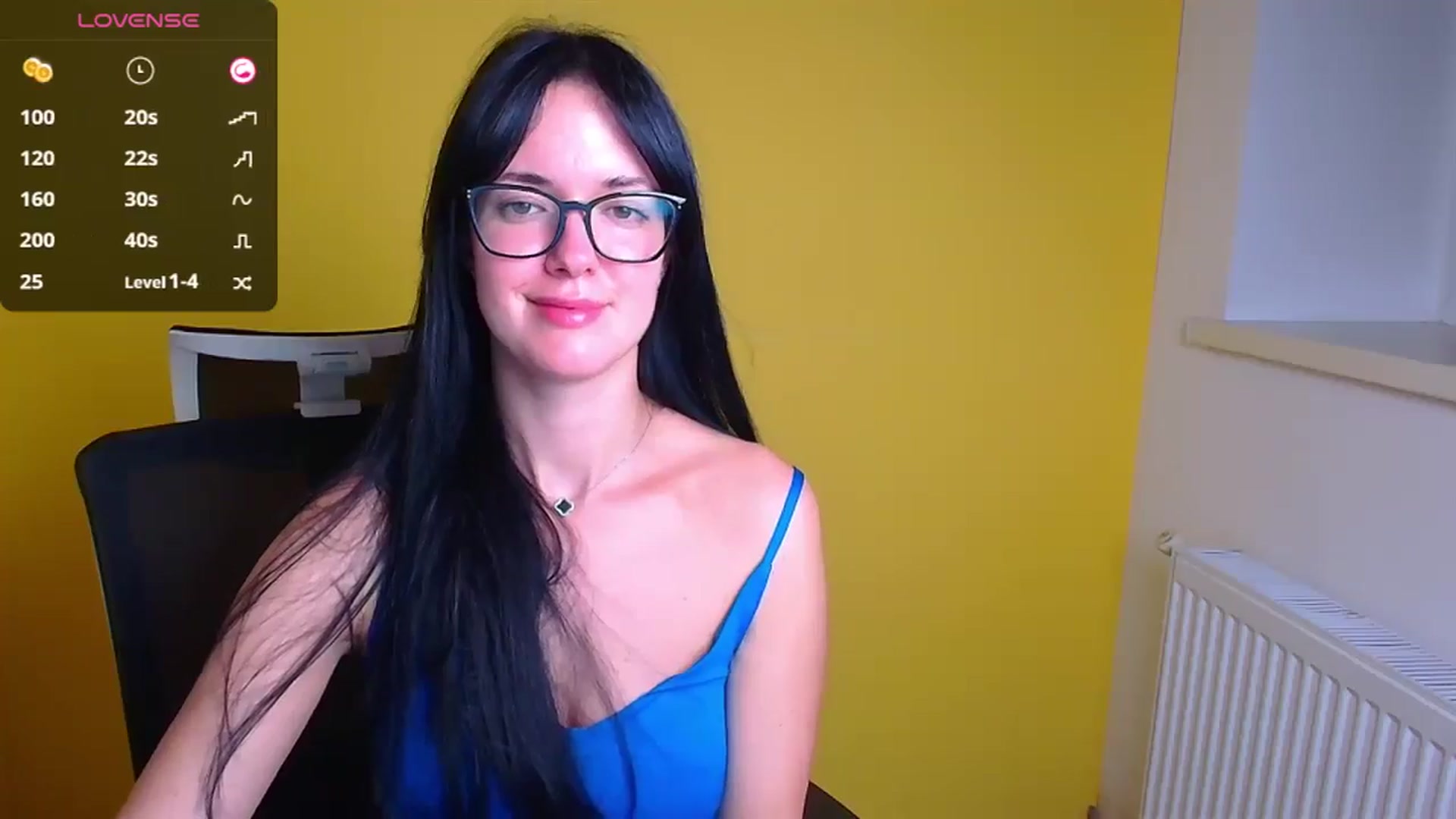 Gallery image thumbnail from Black_Red's myfreecams stream on, 10/06/2024, 09:16 image 18 of 20