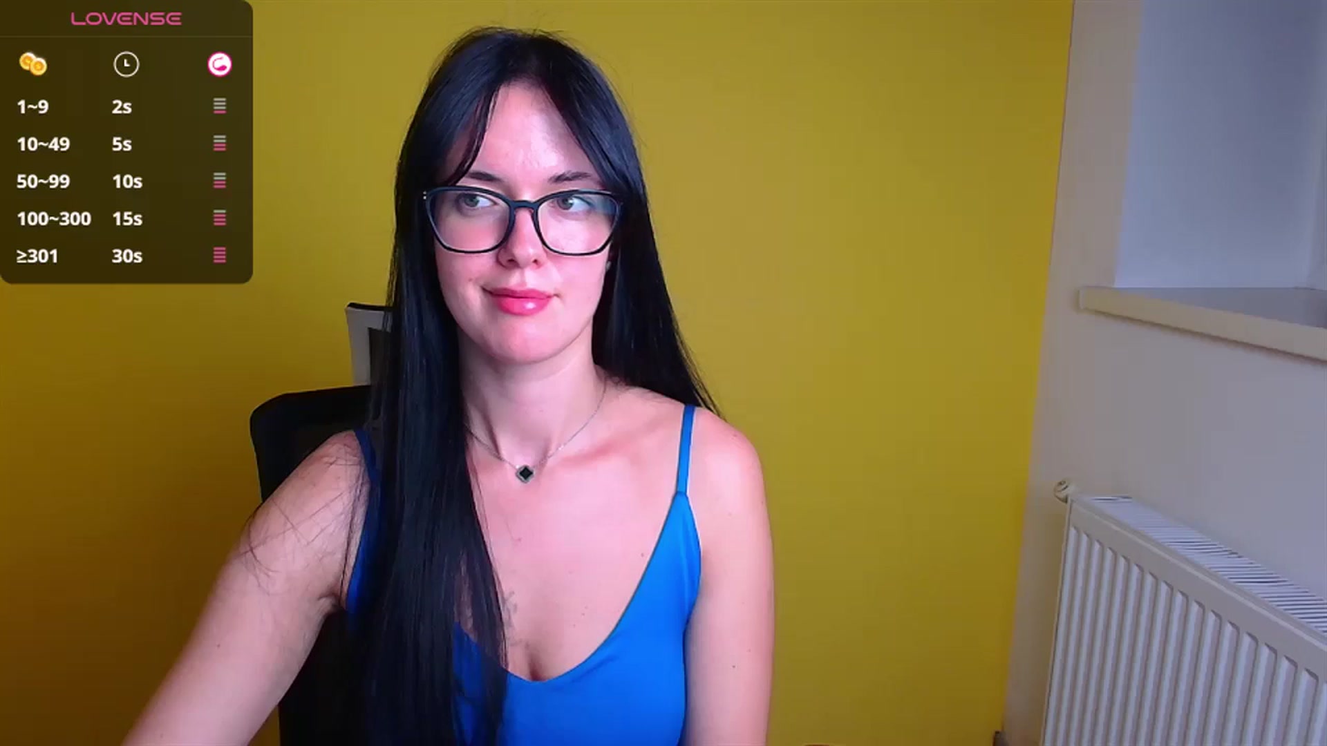 Gallery image thumbnail from Black_Red's myfreecams stream on, 10/06/2024, 10:27 image 8 of 20