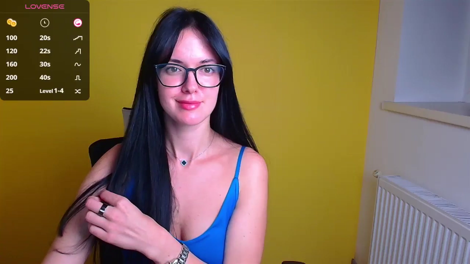 Gallery image thumbnail from Black_Red's myfreecams stream on, 10/06/2024, 10:27 image 14 of 20
