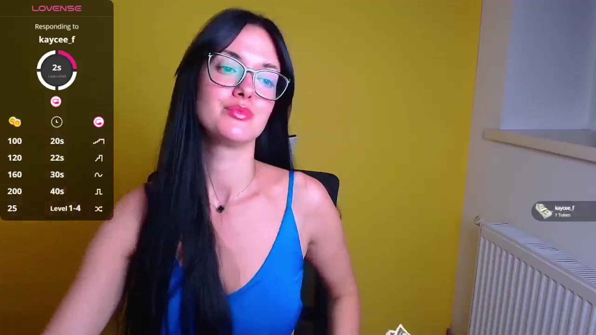 Gallery image thumbnail from Black_Red's myfreecams stream on, 10/06/2024, 10:27 image 4 of 20