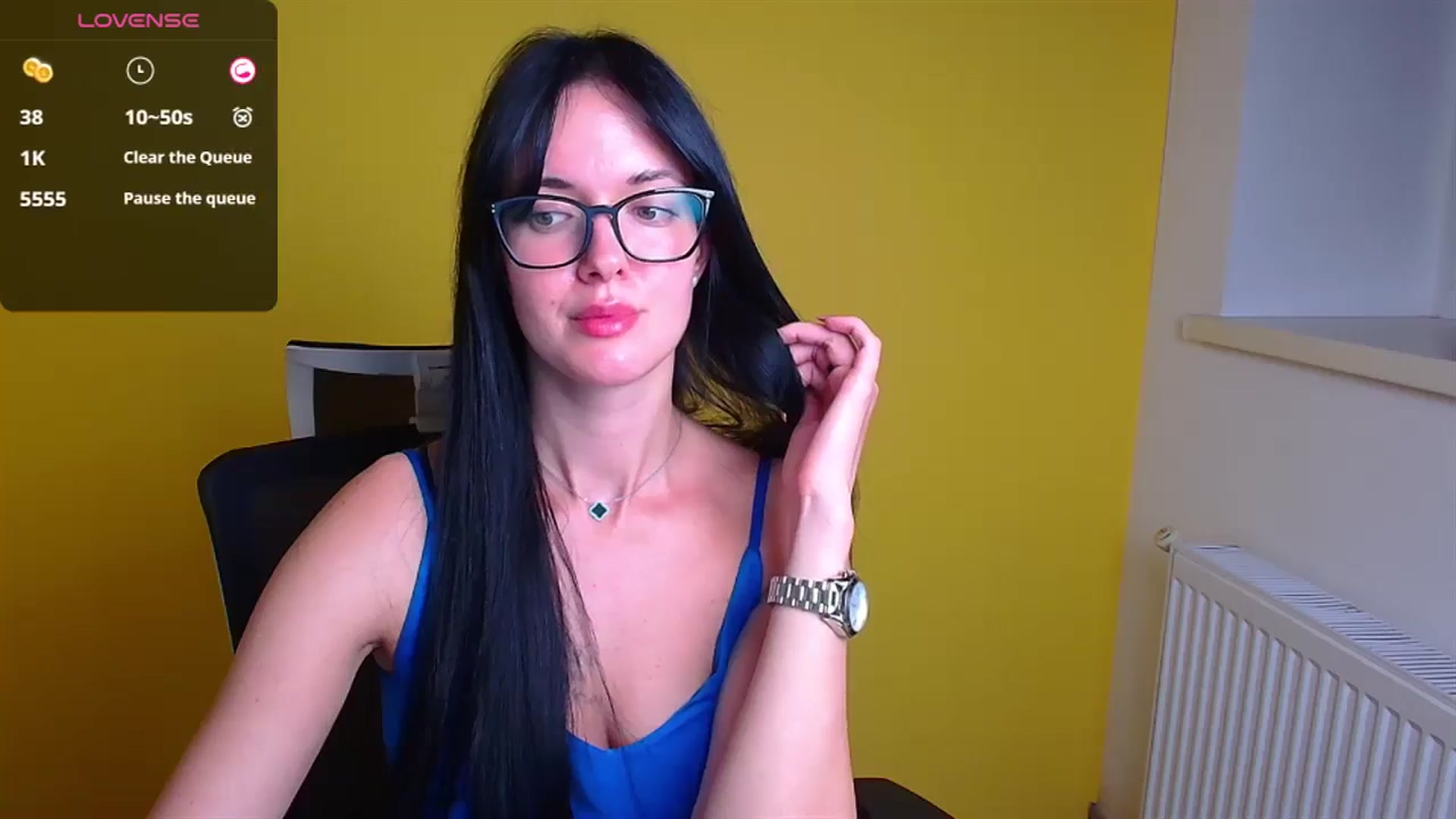 Gallery image thumbnail from Black_Red's myfreecams stream on, 10/06/2024, 10:27 image 15 of 20