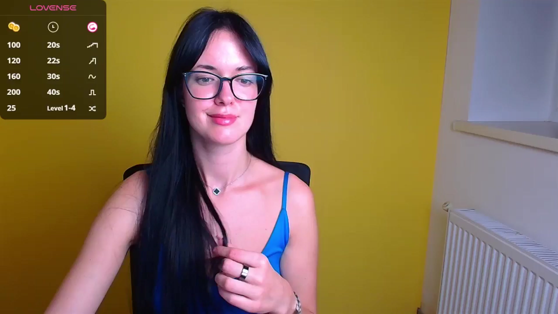 Gallery image thumbnail from Black_Red's myfreecams stream on, 10/06/2024, 10:49 image 1 of 20