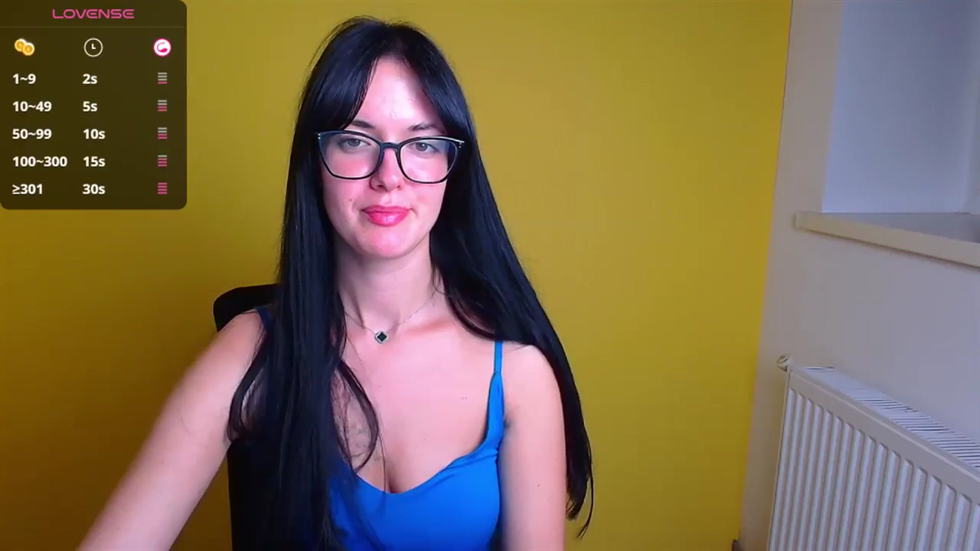 Gallery image thumbnail from Black_Red's myfreecams stream on, 10/06/2024, 10:49 image 3 of 20