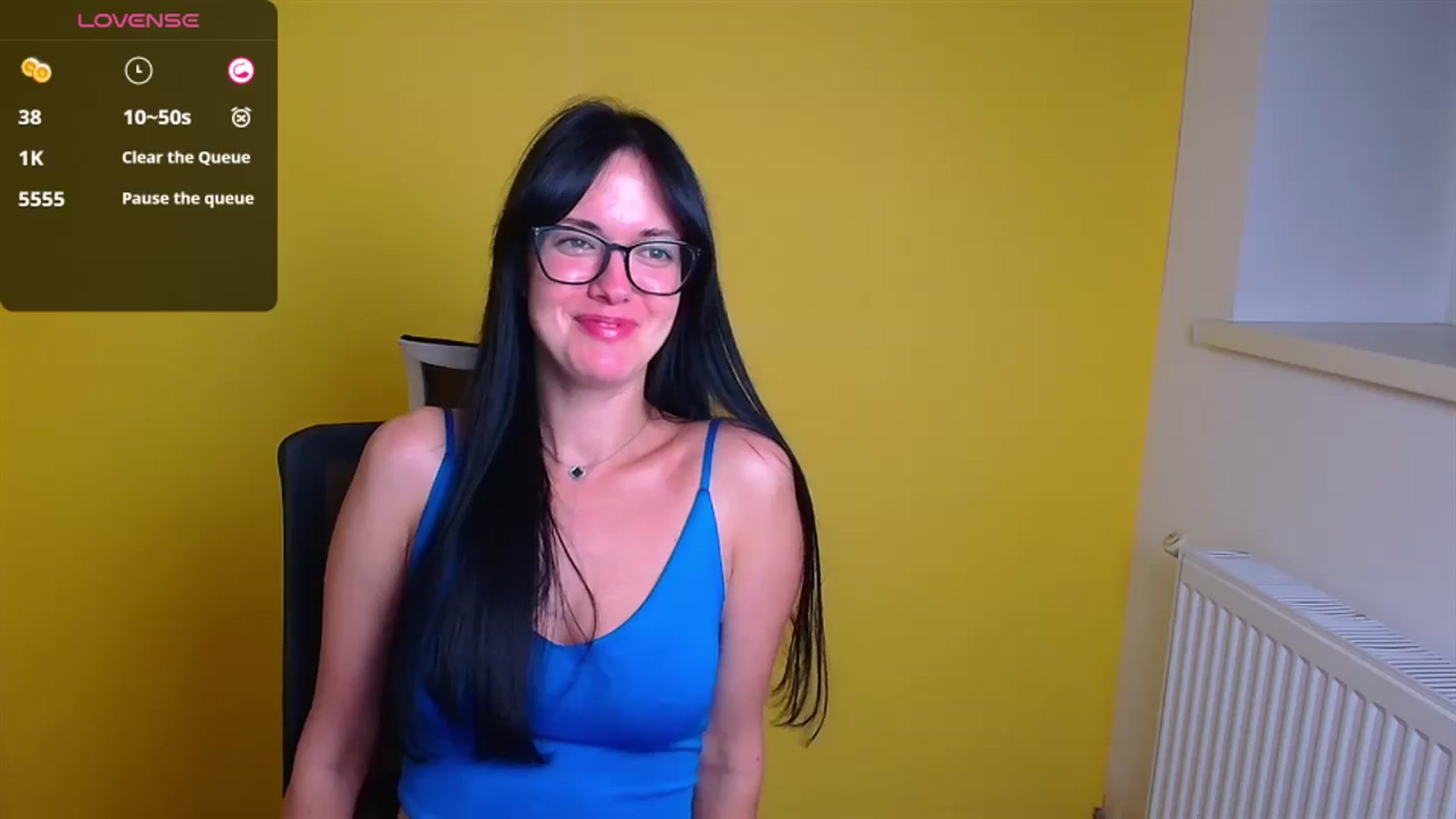 Gallery image thumbnail from Black_Red's myfreecams stream on, 10/06/2024, 12:28 image 12 of 20