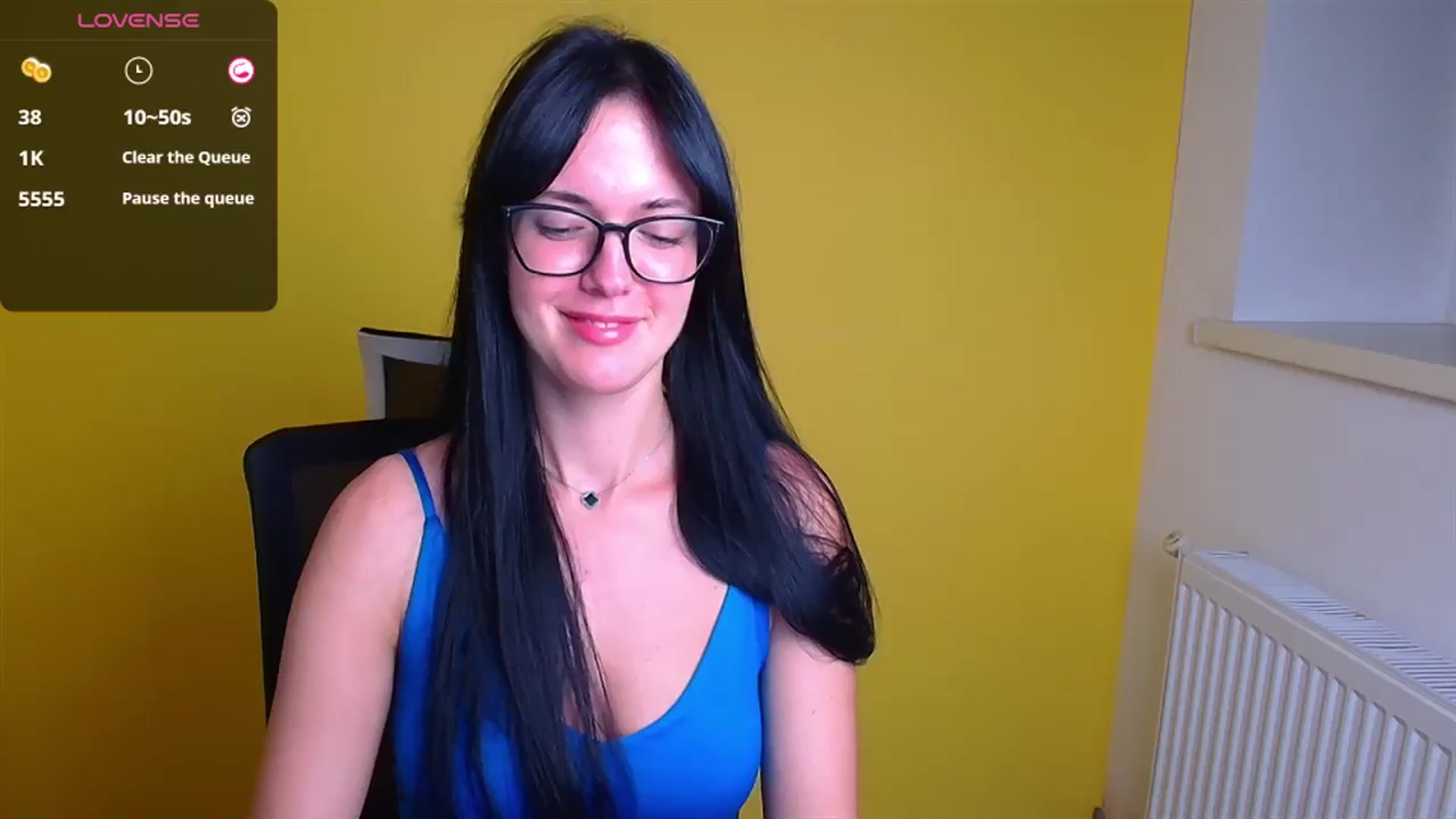 Gallery image thumbnail from Black_Red's myfreecams stream on, 10/06/2024, 12:28 image 16 of 20
