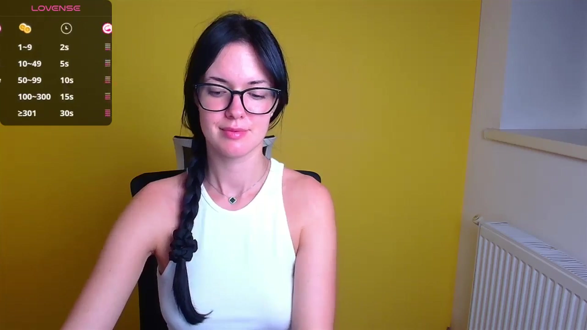 Gallery image thumbnail from Black_Red's myfreecams stream on, 10/08/2024, 01:16 image 2 of 20