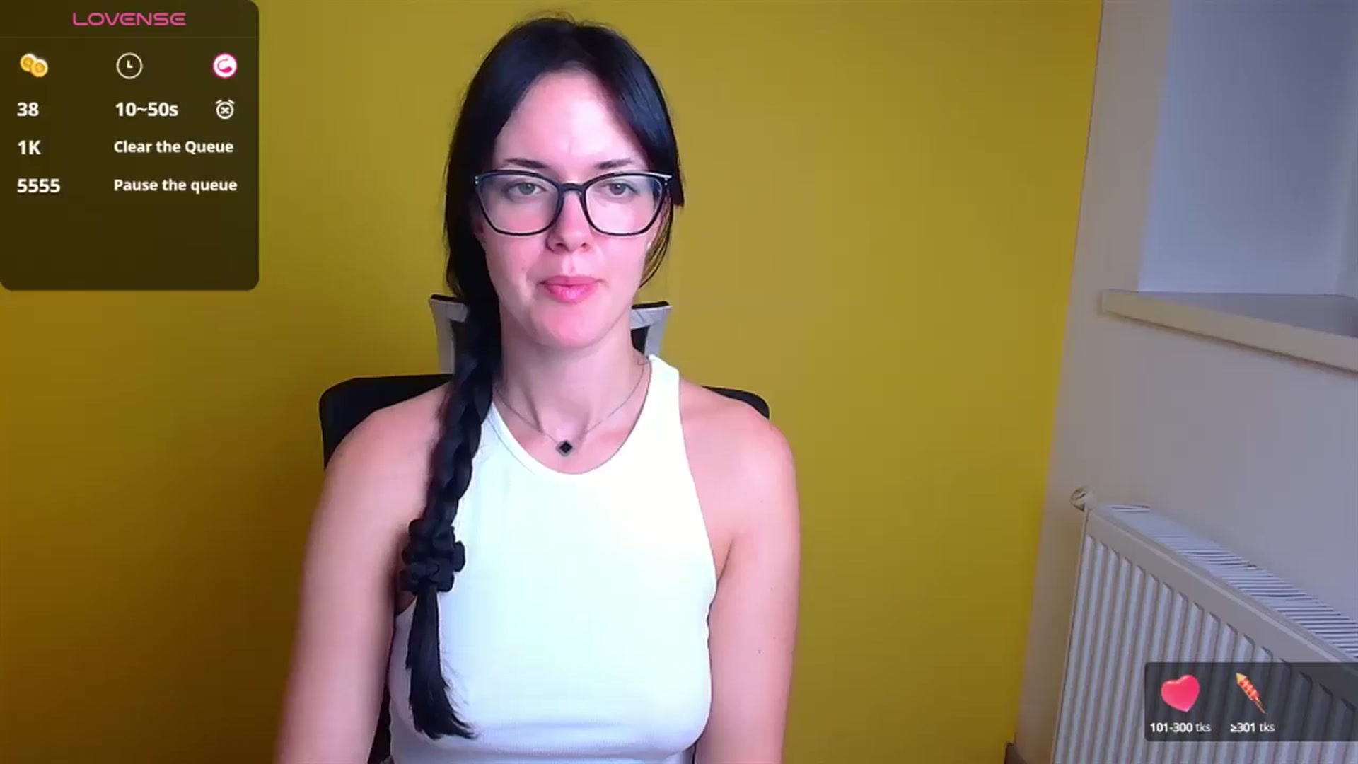 Gallery image thumbnail from Black_Red's myfreecams stream on, 10/08/2024, 01:16 image 11 of 20