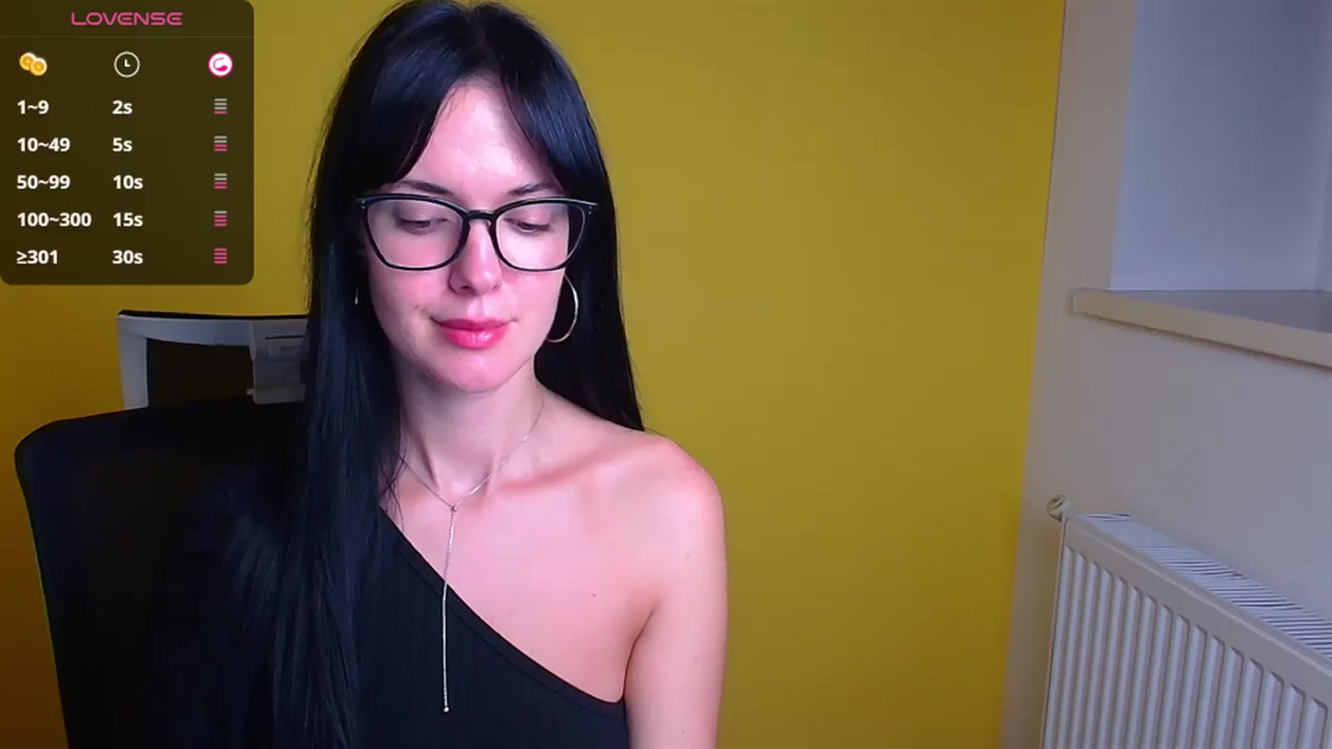 Gallery image thumbnail from Black_Red's myfreecams stream on, 10/11/2024, 11:49 image 15 of 20