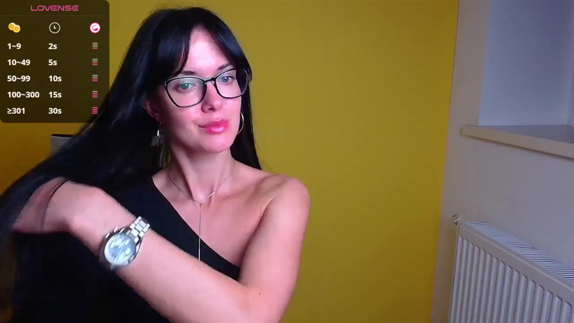 Gallery image thumbnail from Black_Red's myfreecams stream on, 10/11/2024, 11:49 image 16 of 20
