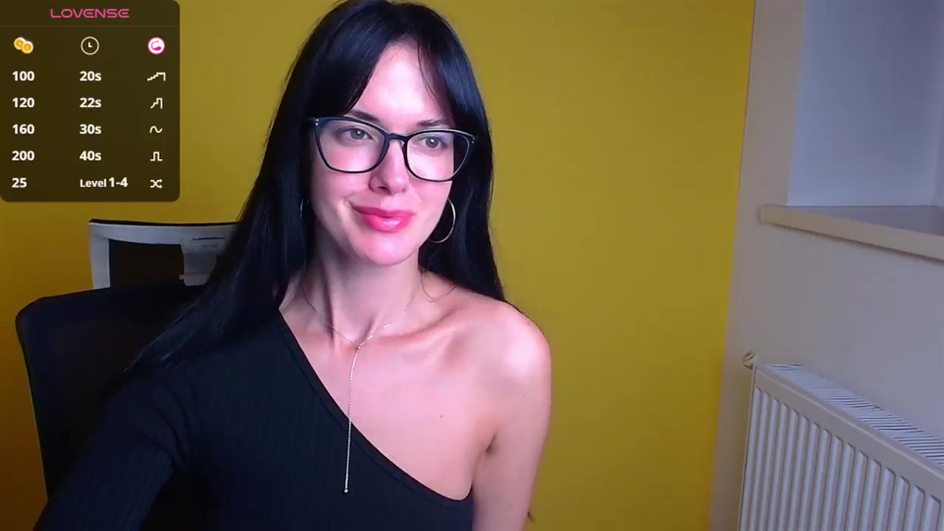 Gallery image thumbnail from Black_Red's myfreecams stream on, 10/11/2024, 11:49 image 10 of 20