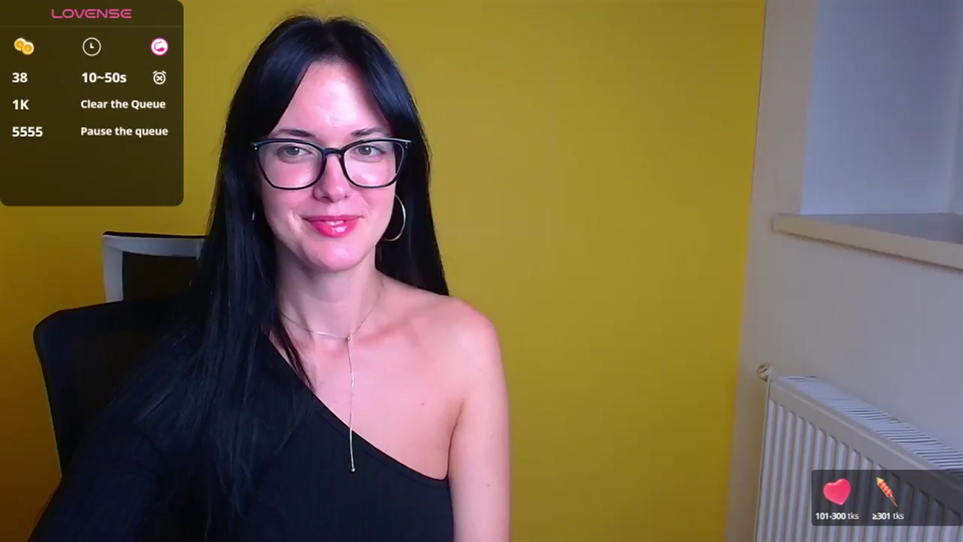 Gallery image thumbnail from Black_Red's myfreecams stream on, 10/11/2024, 13:52 image 3 of 20