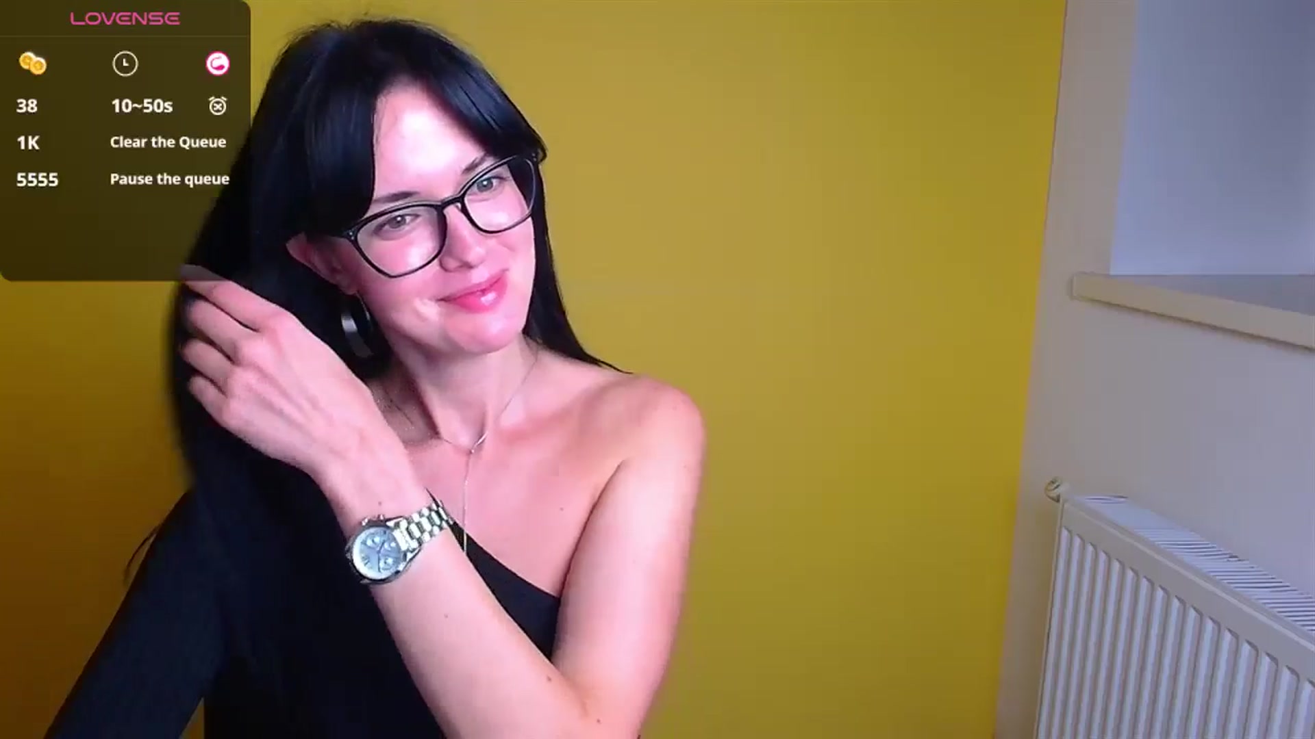 Gallery image thumbnail from Black_Red's myfreecams stream on, 10/11/2024, 15:08 image 12 of 20