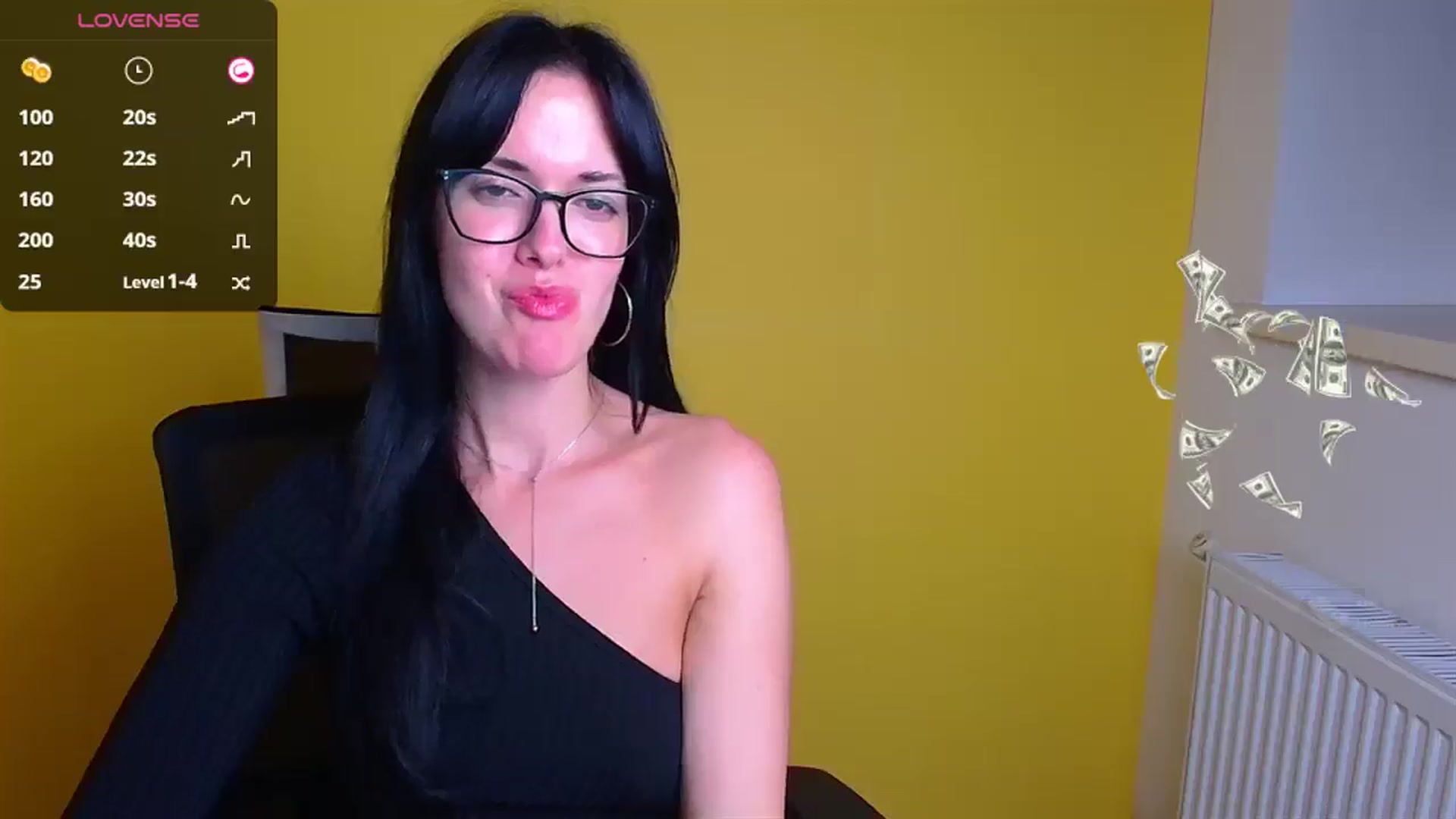 Gallery image thumbnail from Black_Red's myfreecams stream on, 10/11/2024, 16:28 image 11 of 20