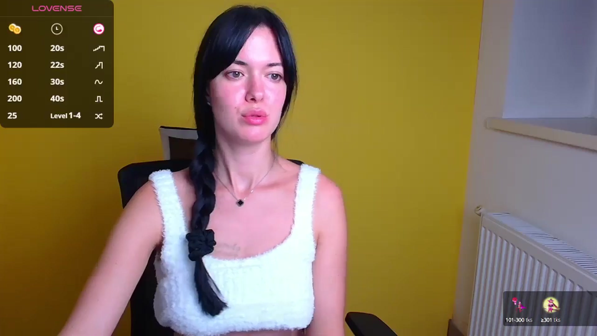 Gallery image thumbnail from Black_Red's myfreecams stream on, 10/13/2024, 10:53 image 16 of 20