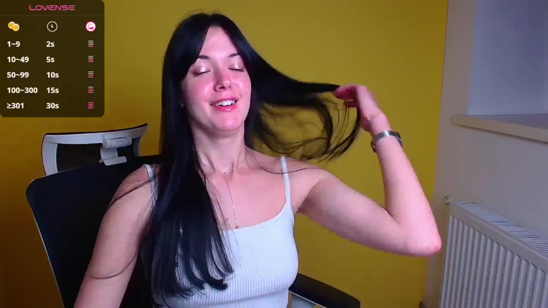 Gallery image thumbnail from Black_Red's myfreecams stream on, 10/14/2024, 19:13 image 2 of 20