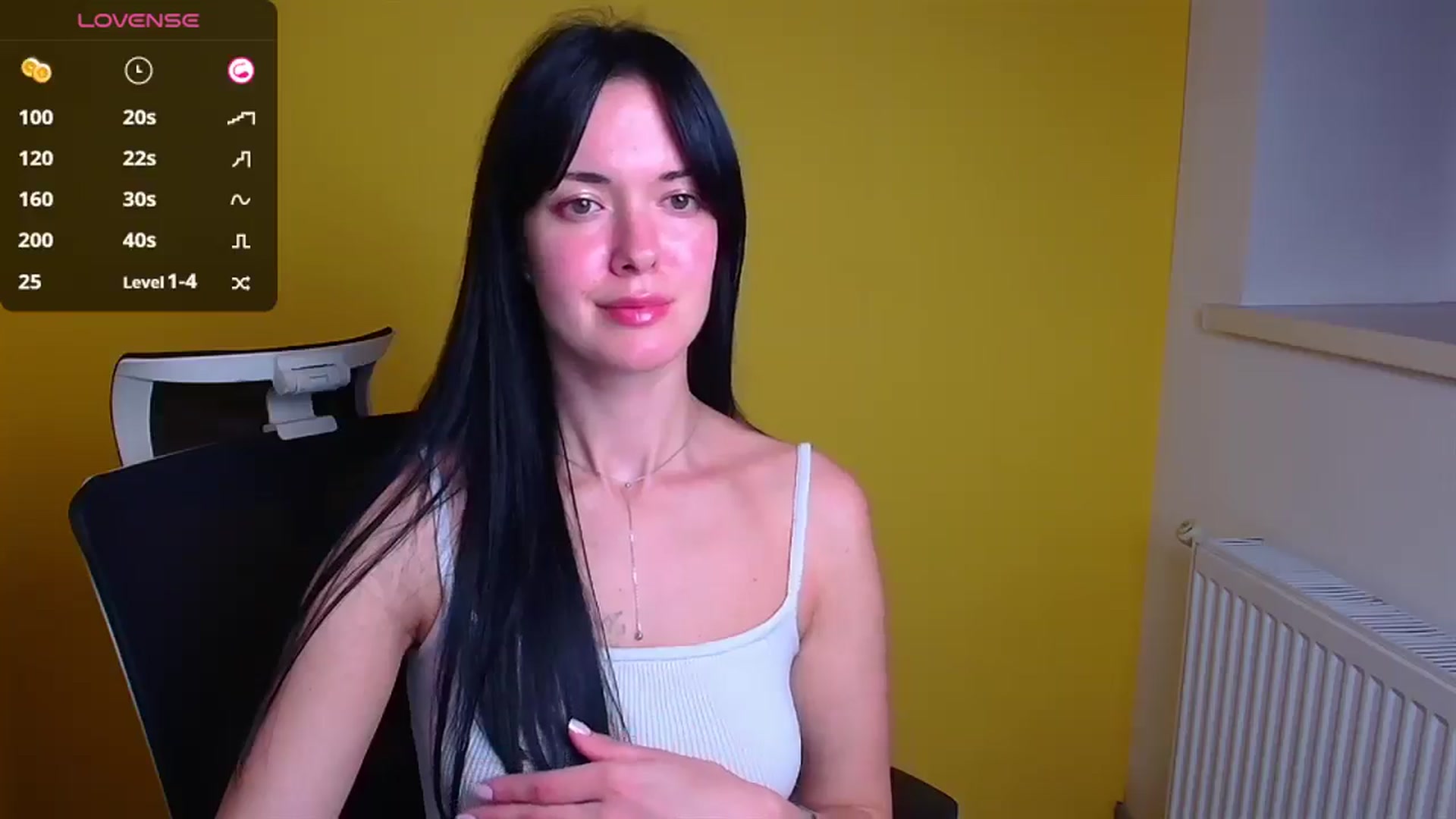 Gallery image thumbnail from Black_Red's myfreecams stream on, 10/14/2024, 19:13 image 3 of 20