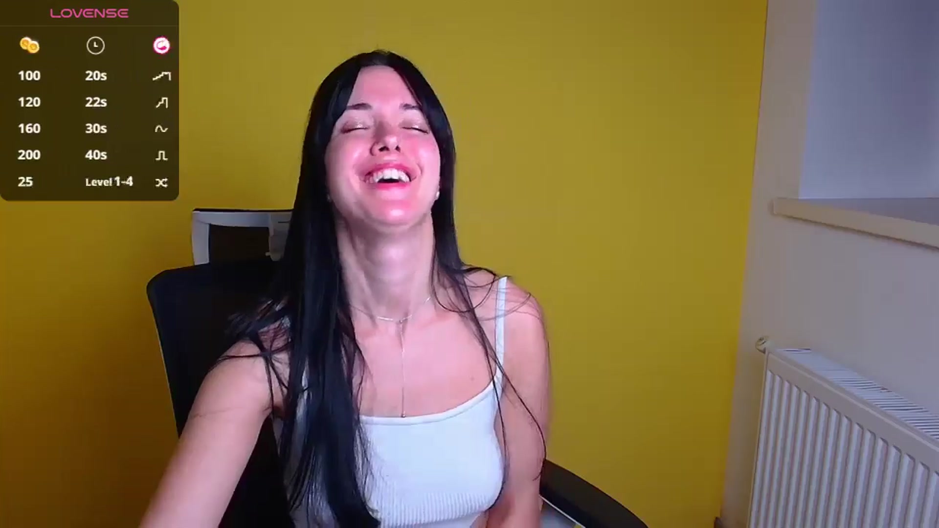 Gallery image thumbnail from Black_Red's myfreecams stream on, 10/14/2024, 20:54 image 9 of 20