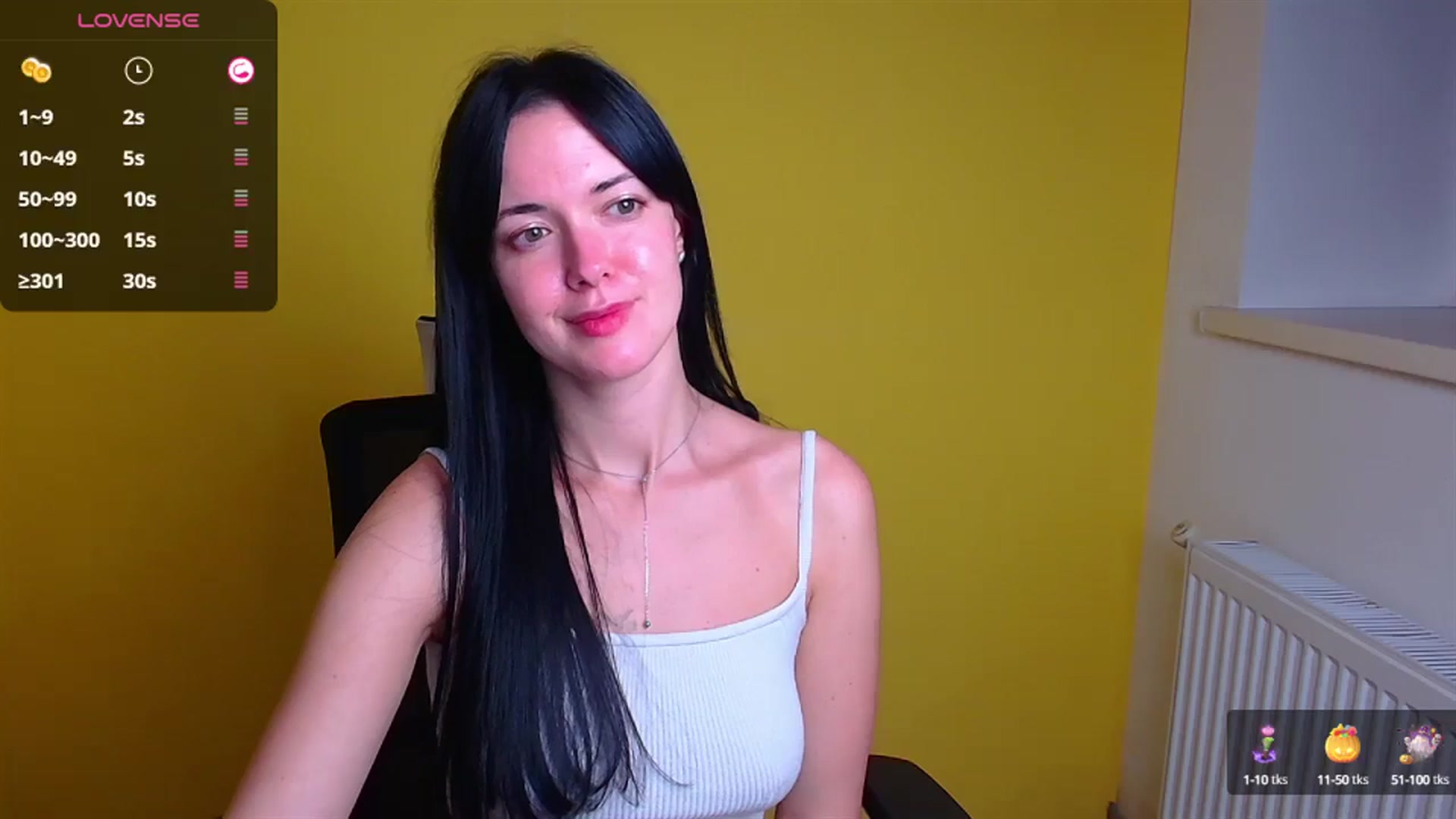 Gallery image thumbnail from Black_Red's myfreecams stream on, 10/14/2024, 20:54 image 10 of 20